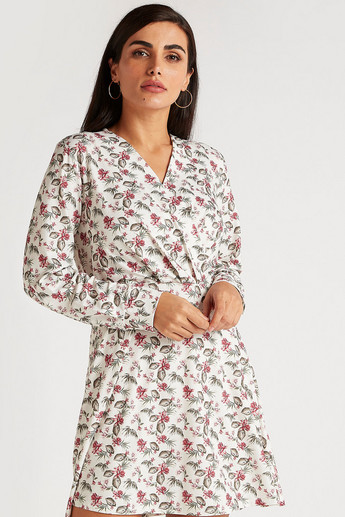 Sustainable Printed V-neck Tunic with Long Sleeves