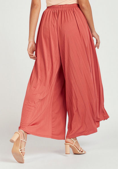 Solid Relaxed Fit Mid-Rise Pleated Palazzo Pants