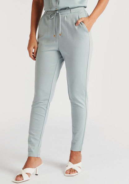 Solid Trousers with Drawstring Closure and Pockets