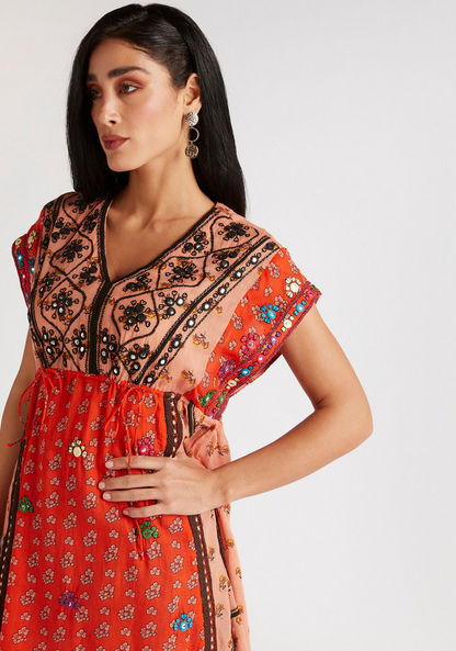 Embroidered A-line Midi Dress with V-neck and Cap Sleeves-Dresses-image-4