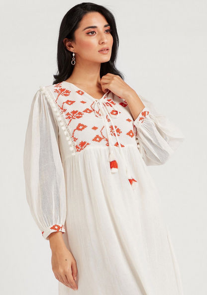 Embroidered Midi A-line Dress with V-neck and Long Sleeves
