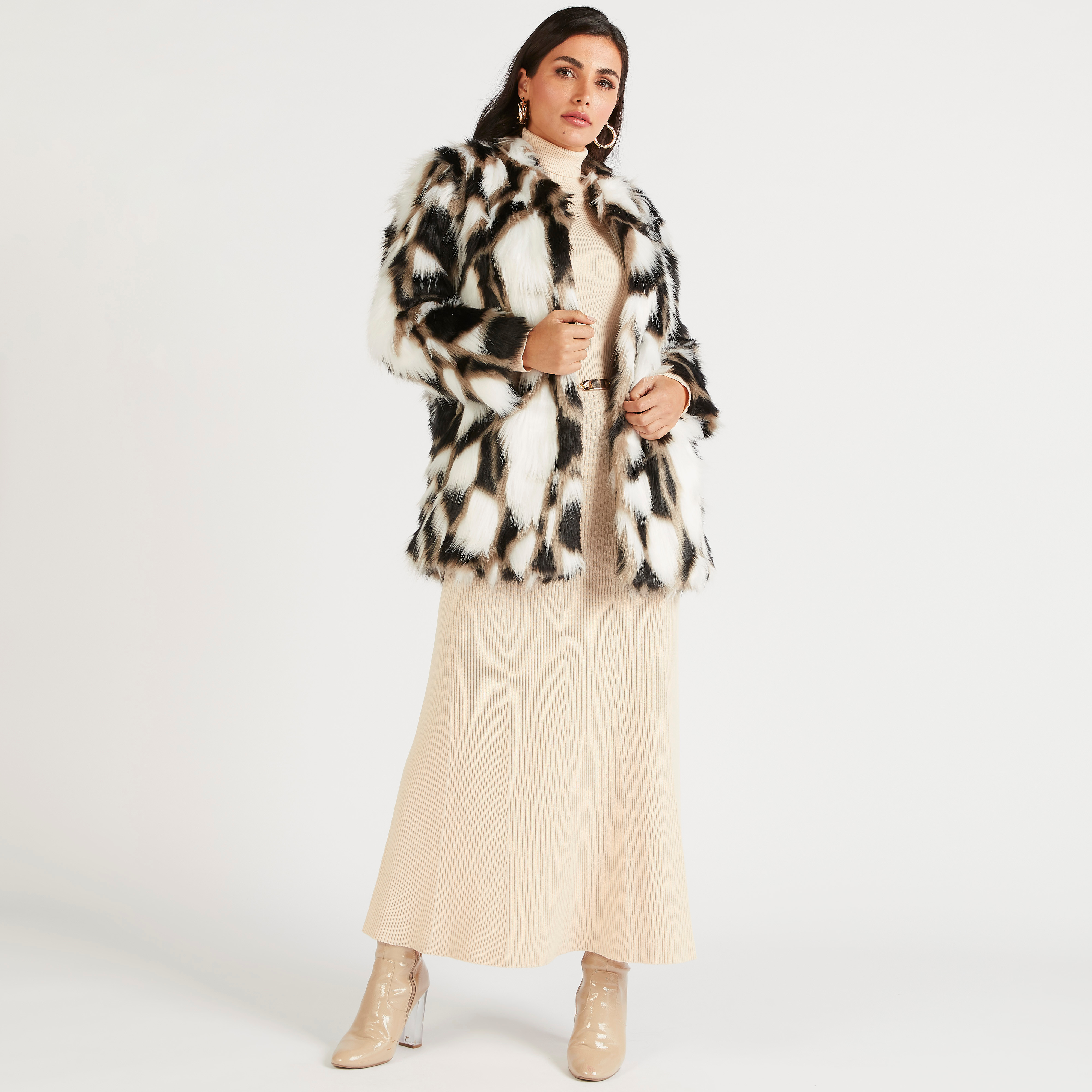 جاكيت فرو صناعي بأكمام طويلة وطبعات حيوانات-women-winterwear-coatsandjackets-jackets-image-7