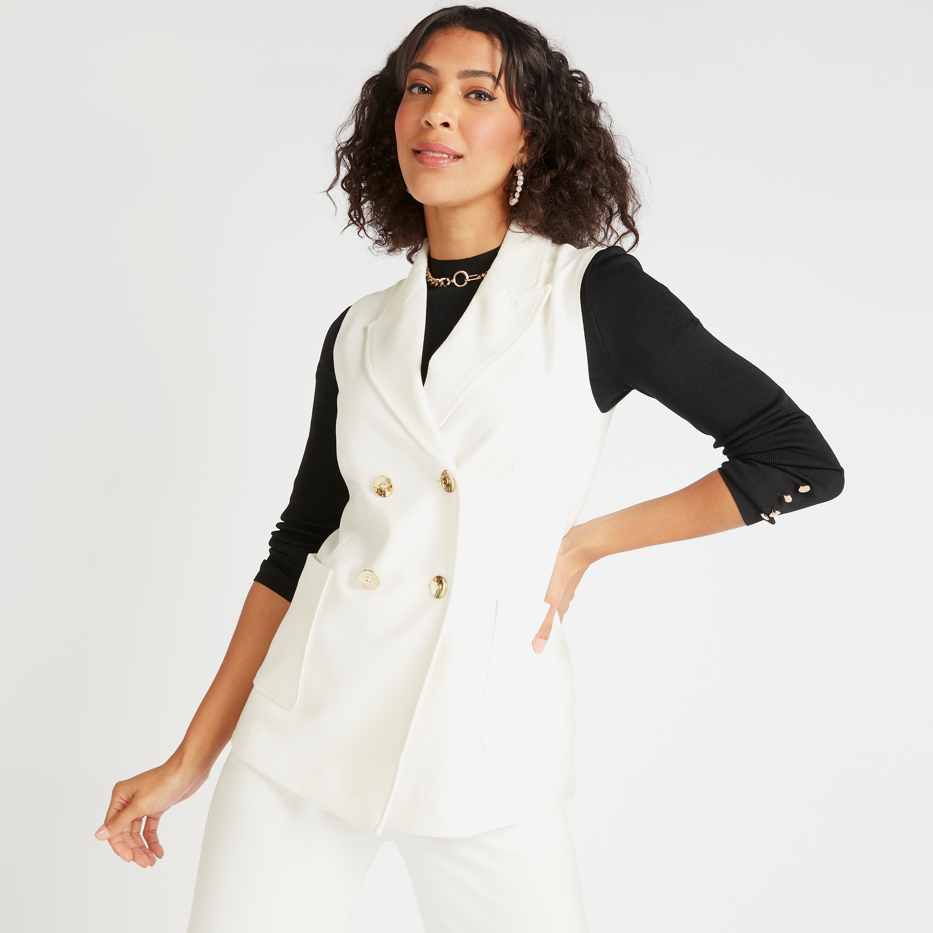 جاكيت خفيف سادة دون أكمام بجيوب وزرإغلاق-women-winterwear-coatsandjackets-jackets-image-6