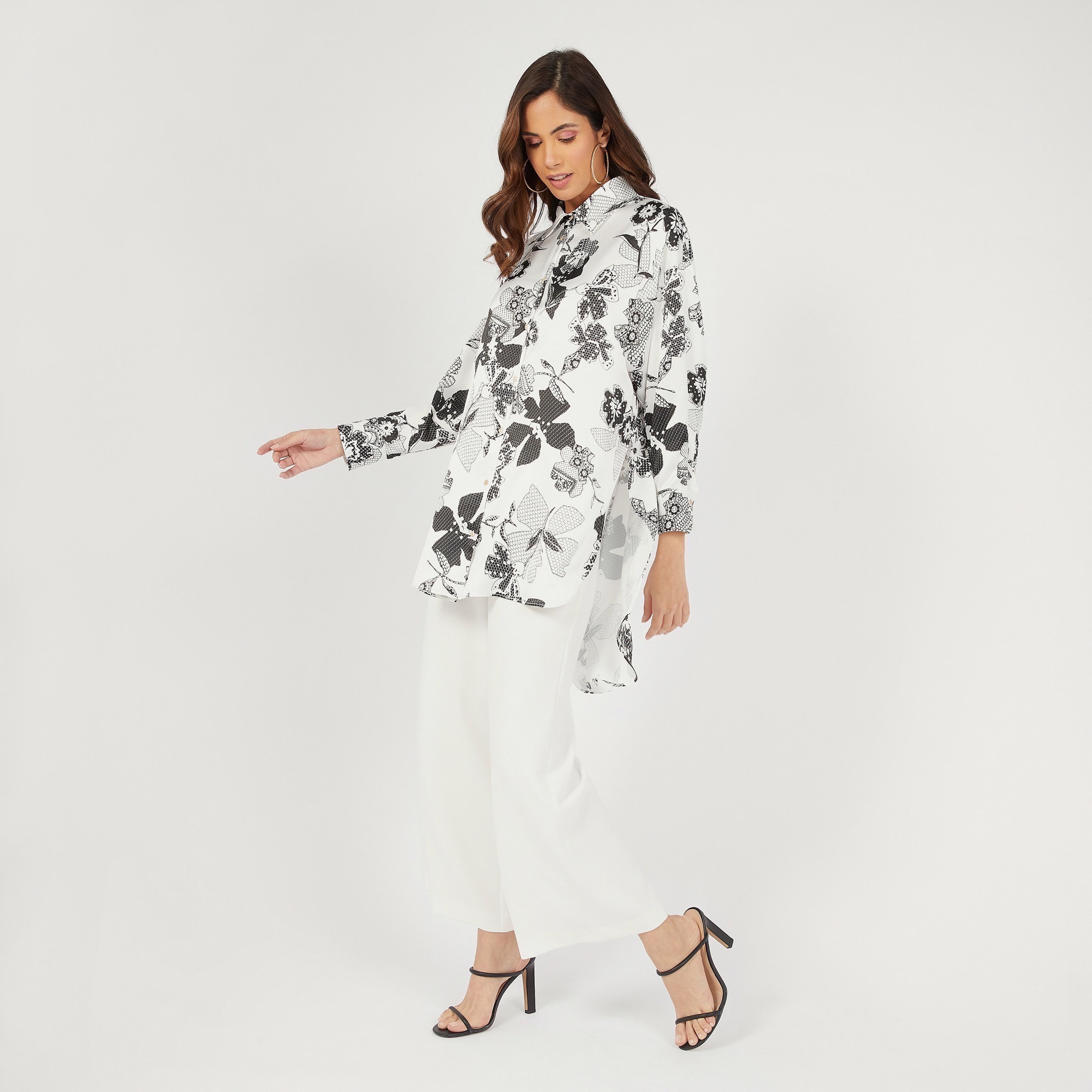 قميص بقصّة واسعة وطبعات زهور وأكمام طويلة وحواف غير متساوية-women-clothing-shirtsandblouses-shirts-image-2