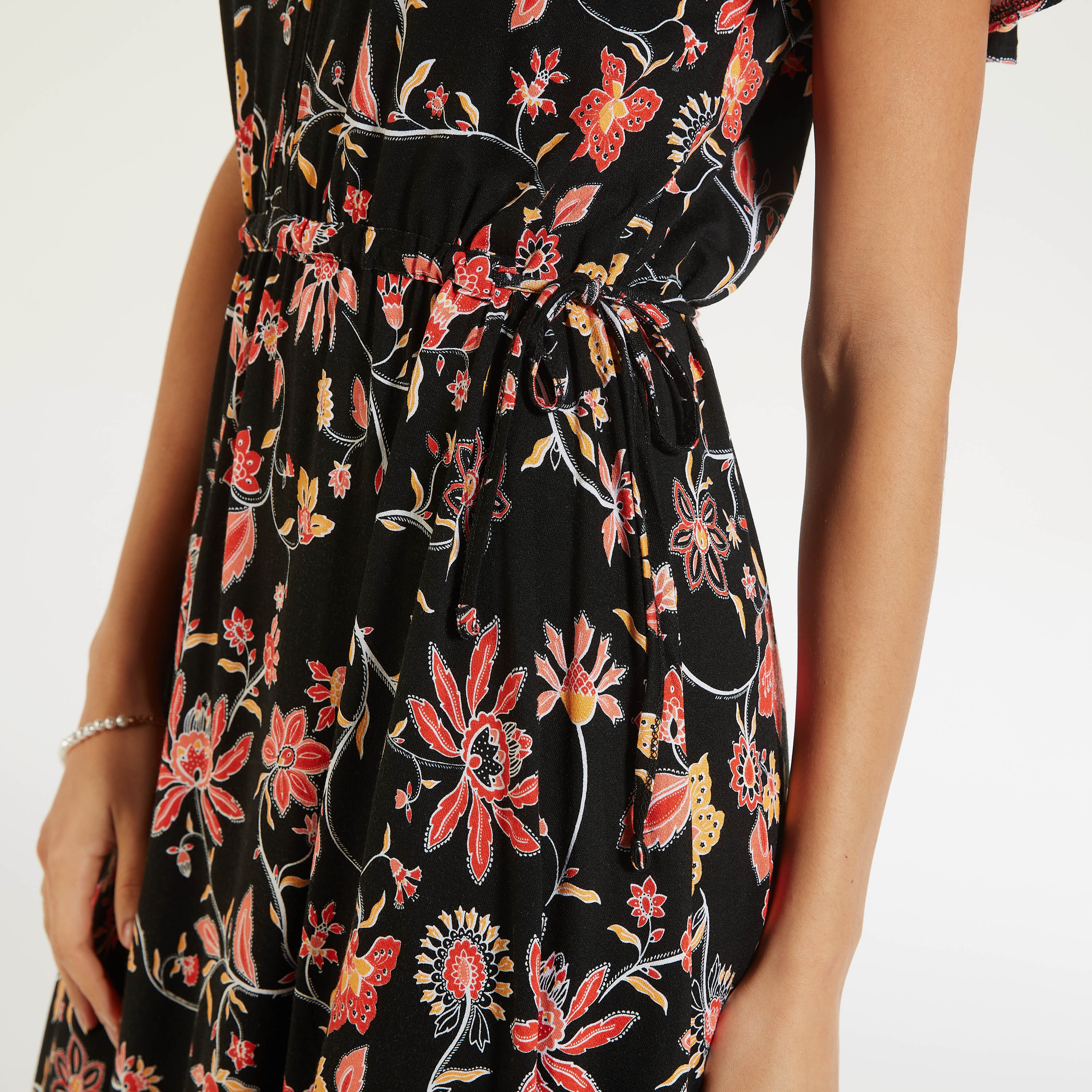 فستان ميدي بأكمام واسعة وخصر رباط وطبعات-women-clothing-dresses-image-3