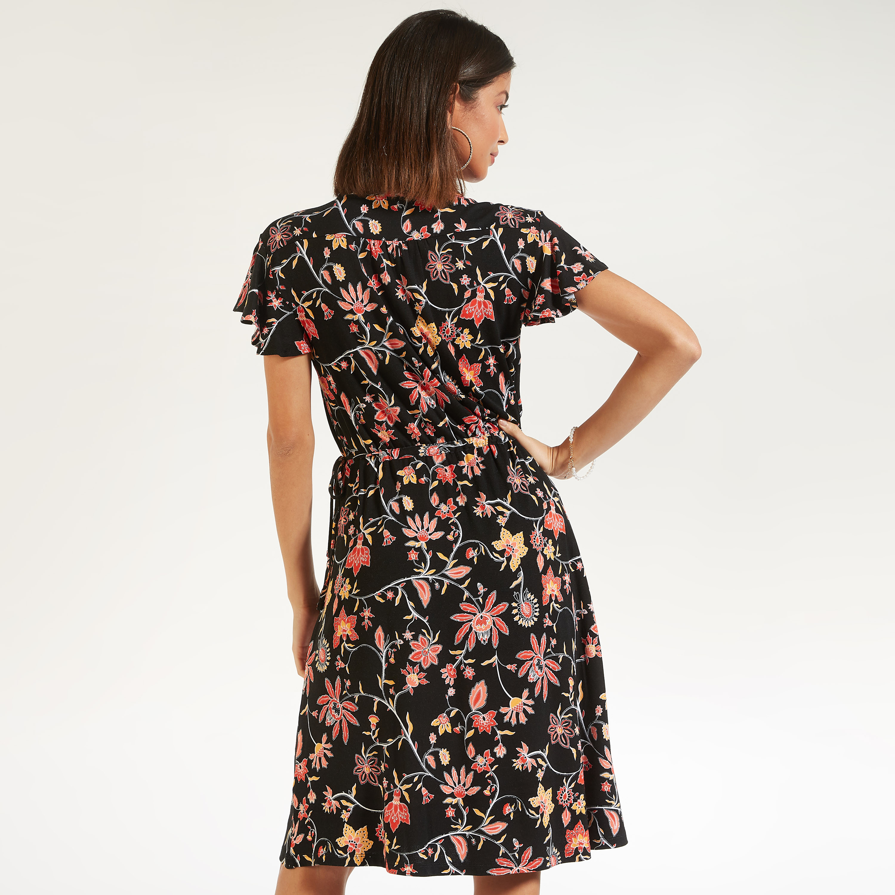 فستان ميدي بأكمام واسعة وخصر رباط وطبعات-women-clothing-dresses-image-4