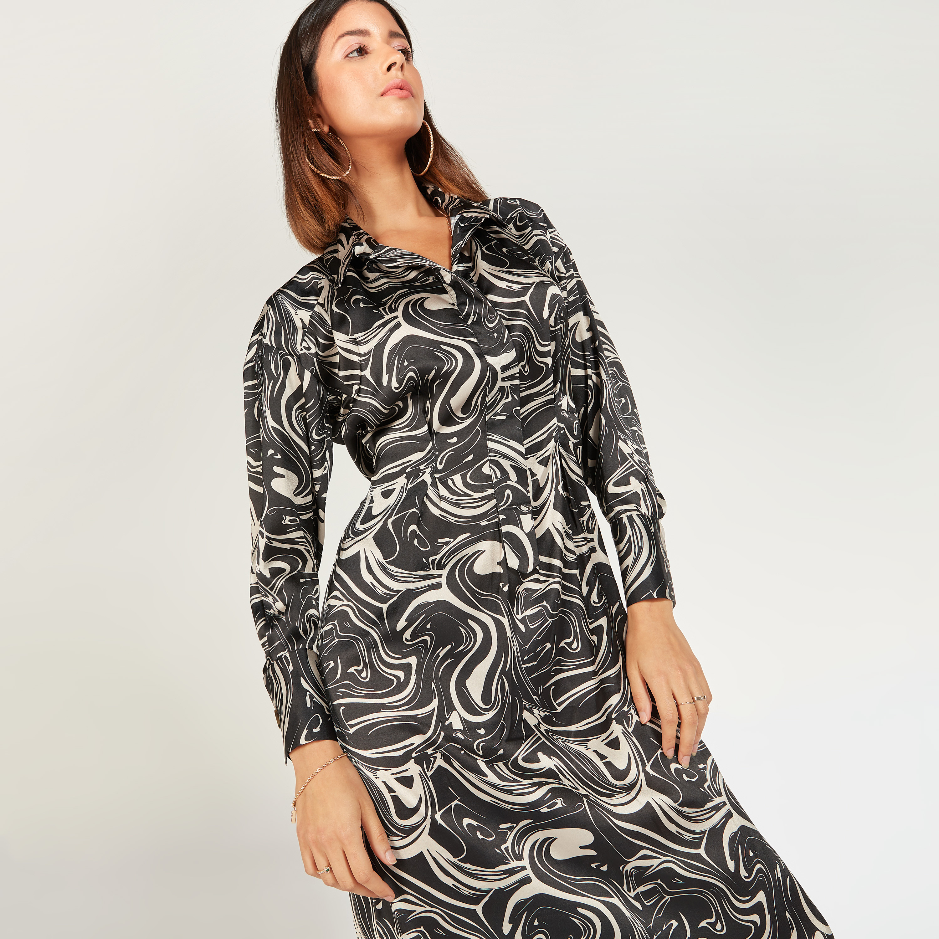 Printed Midi Shirt Dress with Long Sleeves and Slit Detail-women-clothing-dresses-image-2