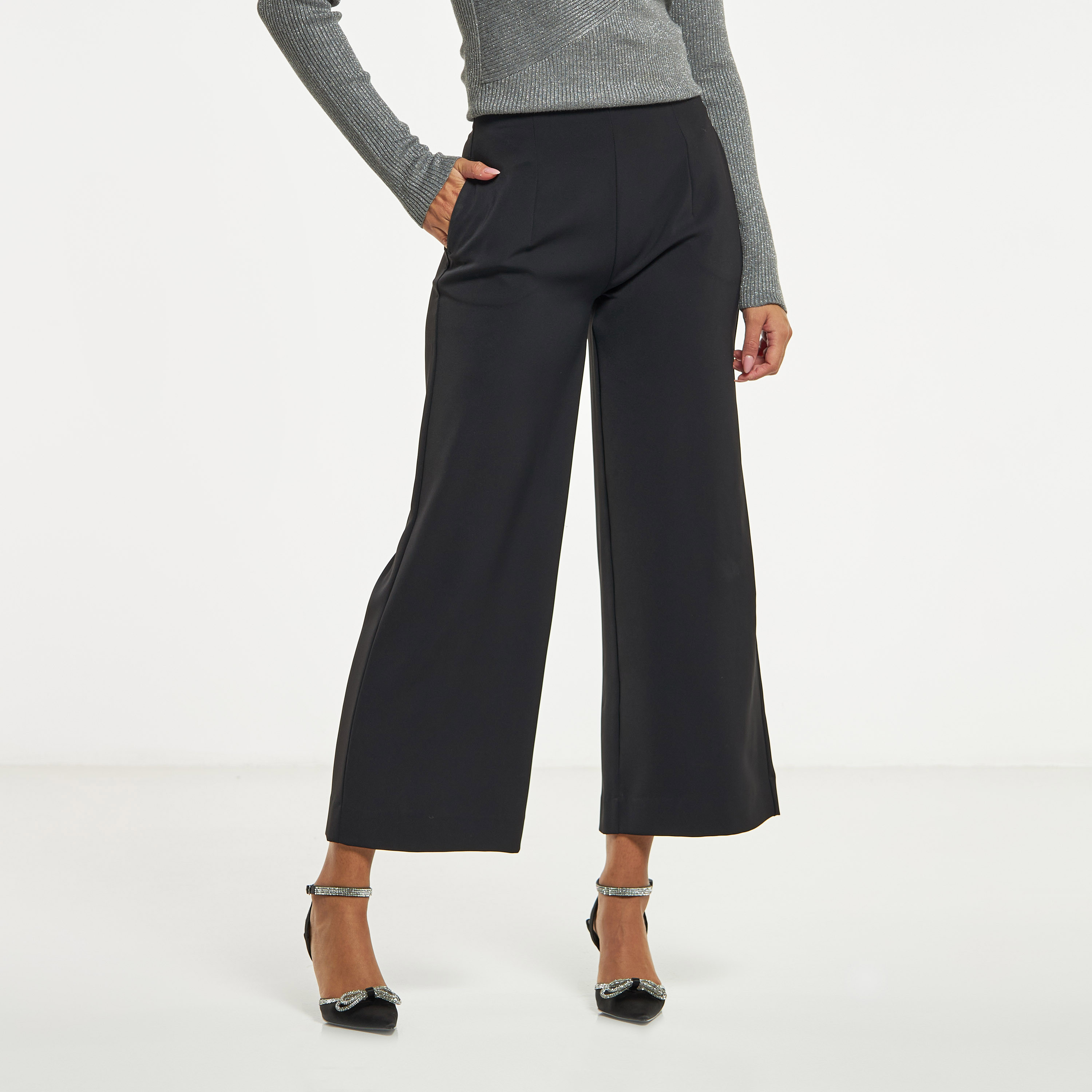 Open 2025 leg trousers