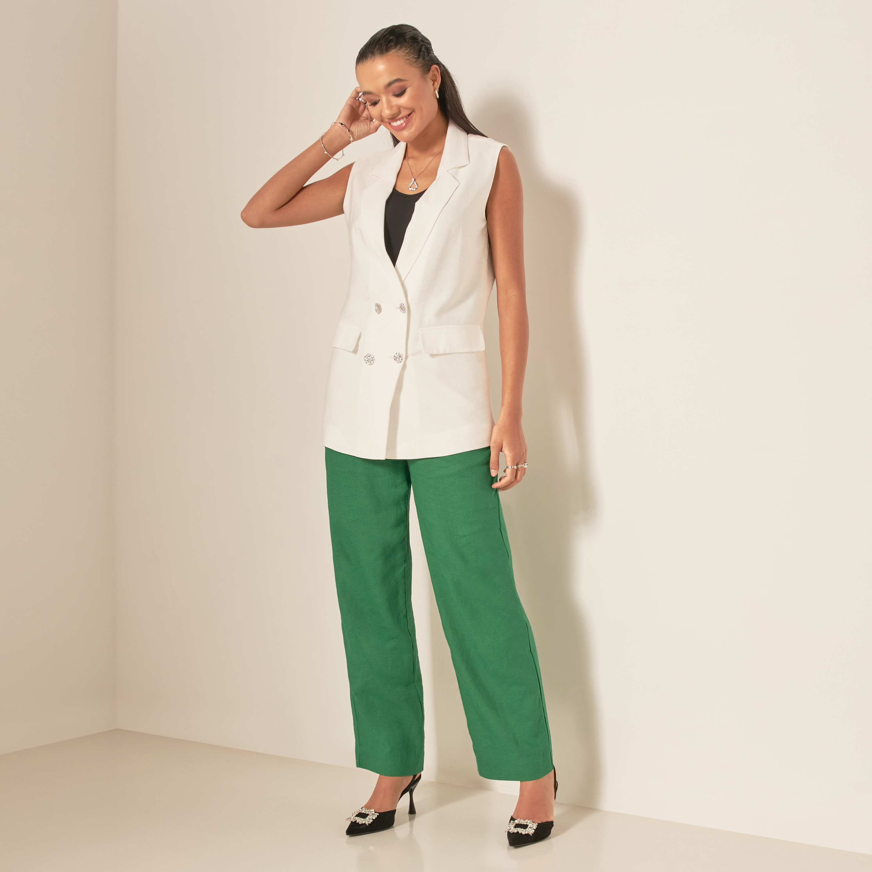 Solid Sleeveless Blazer with Notch Lapel and Button Closure-women-clothing-coatsandjackets-blazers-image-2
