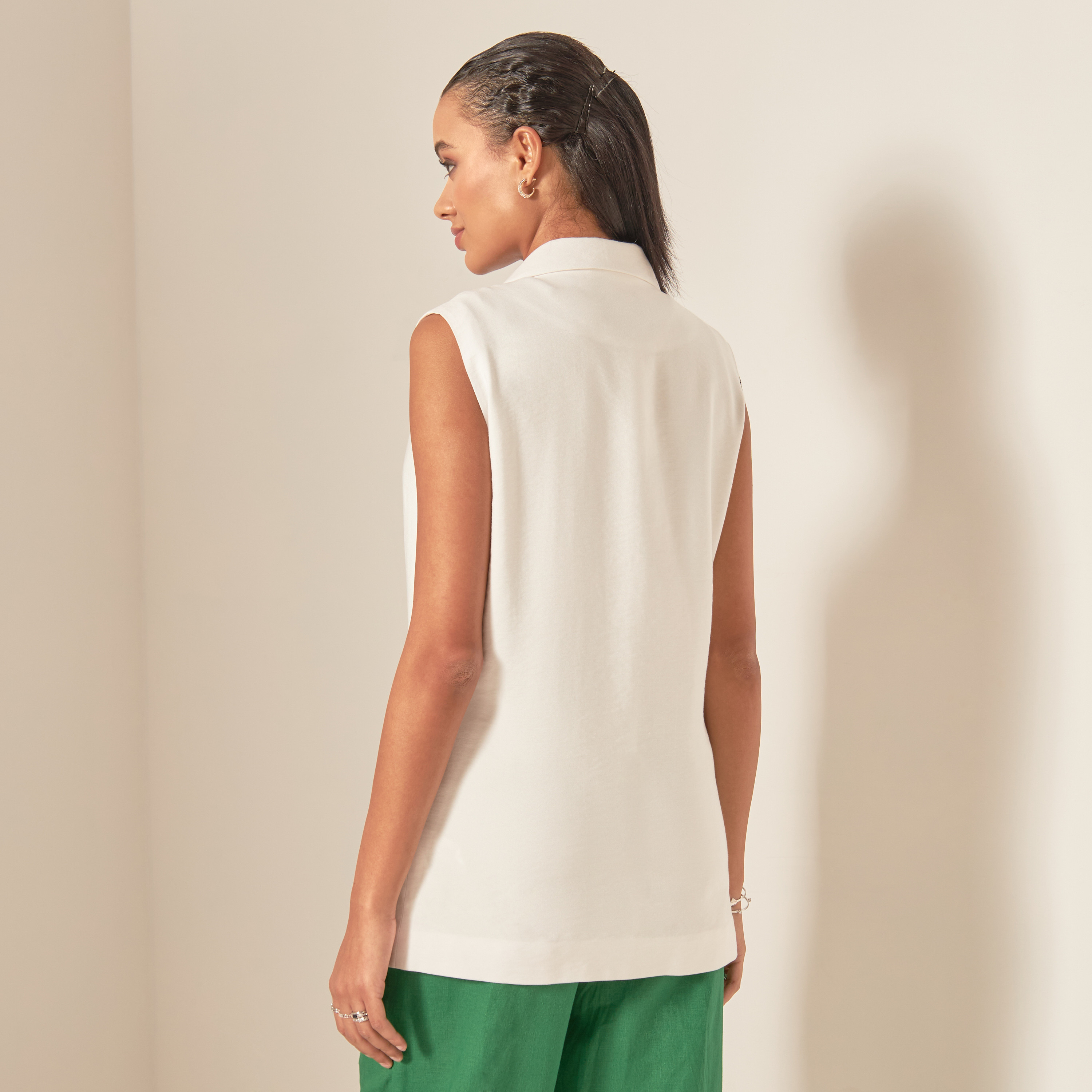 Solid Sleeveless Blazer with Notch Lapel and Button Closure-women-clothing-coatsandjackets-blazers-image-3