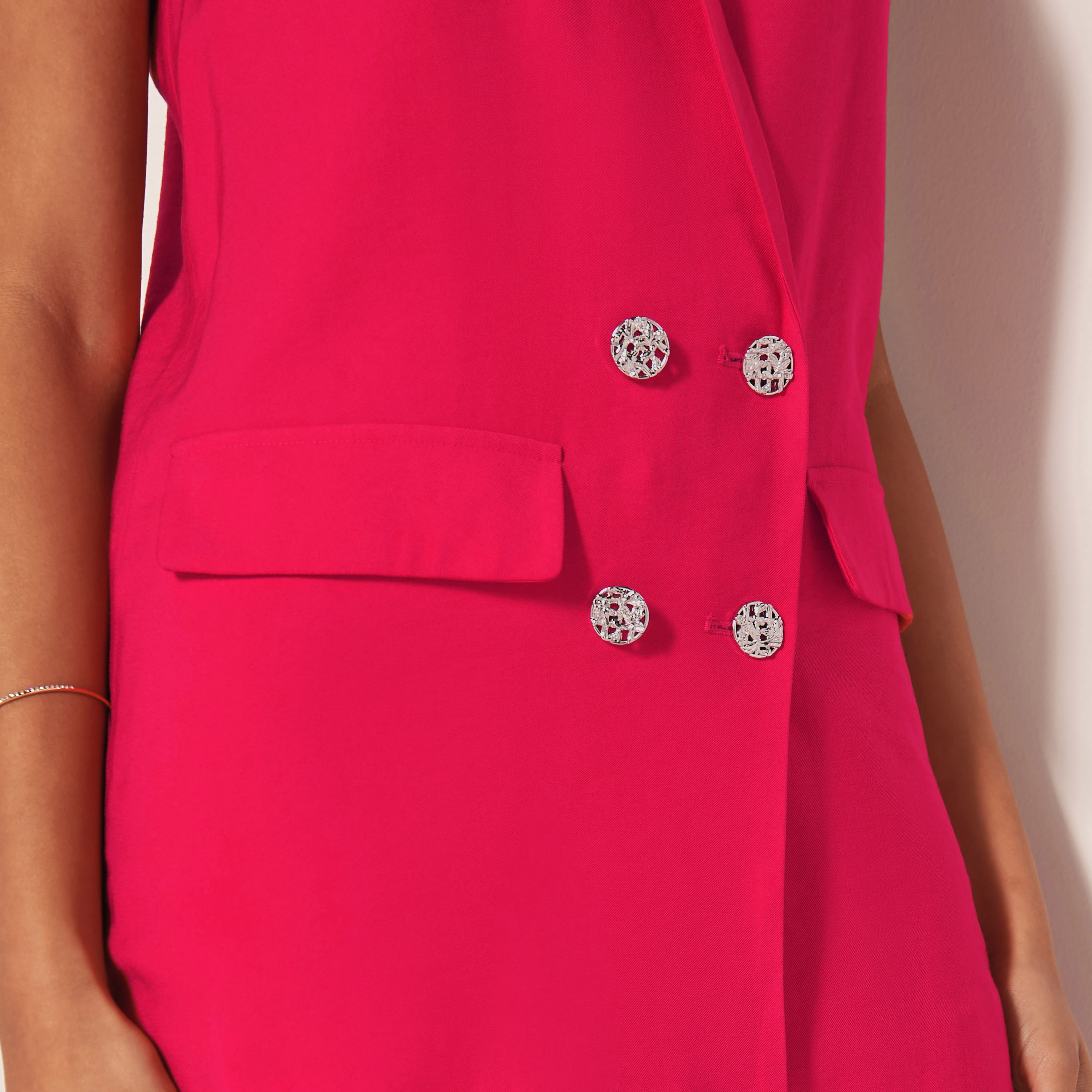 Solid Sleeveless Blazer with Notch Lapel and Button Closure-women-clothing-coatsandjackets-blazers-image-8