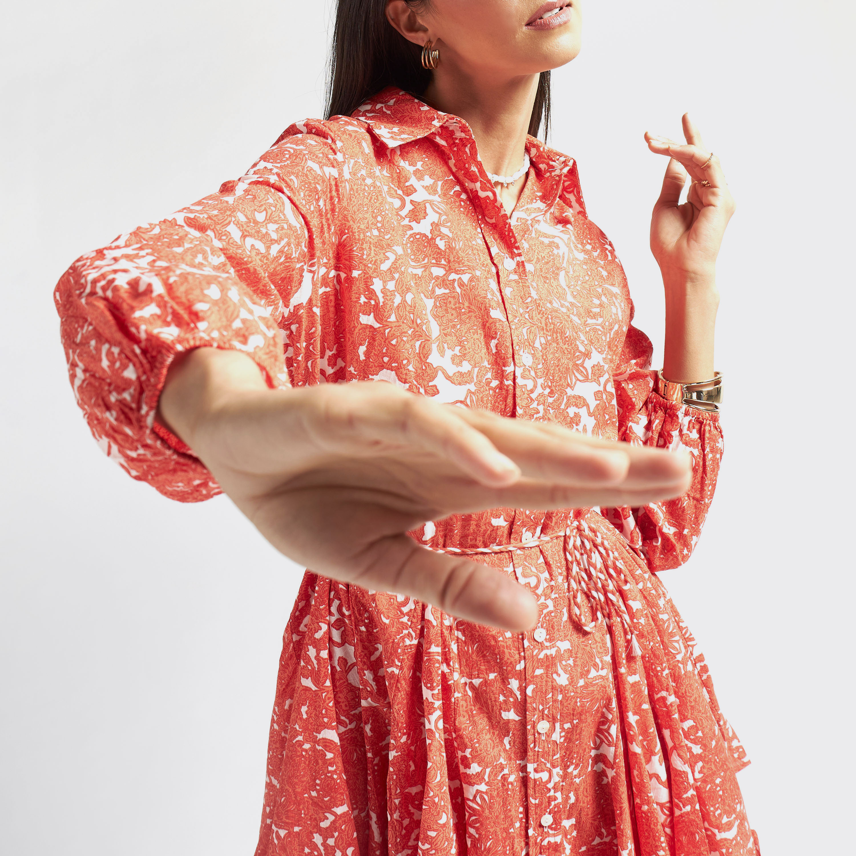 فستان قميص قصير بأكمام طويلة وأربطة وطبعات-women-clothing-dresses-image-4