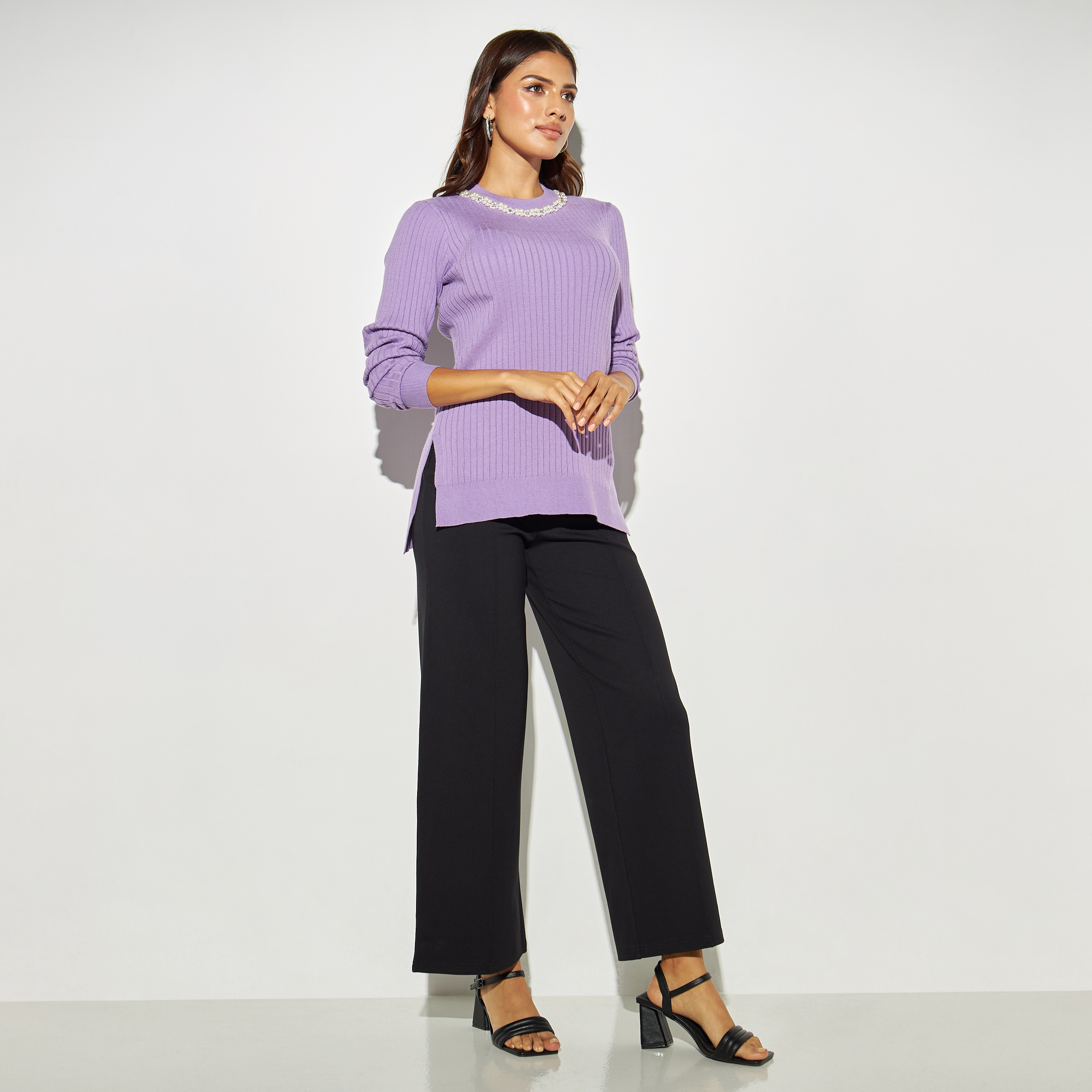 كنزة مزيّنة بفتحات وياقة ضيقة-women-winterwear-cardigansandjumpers-jumpers-image-6