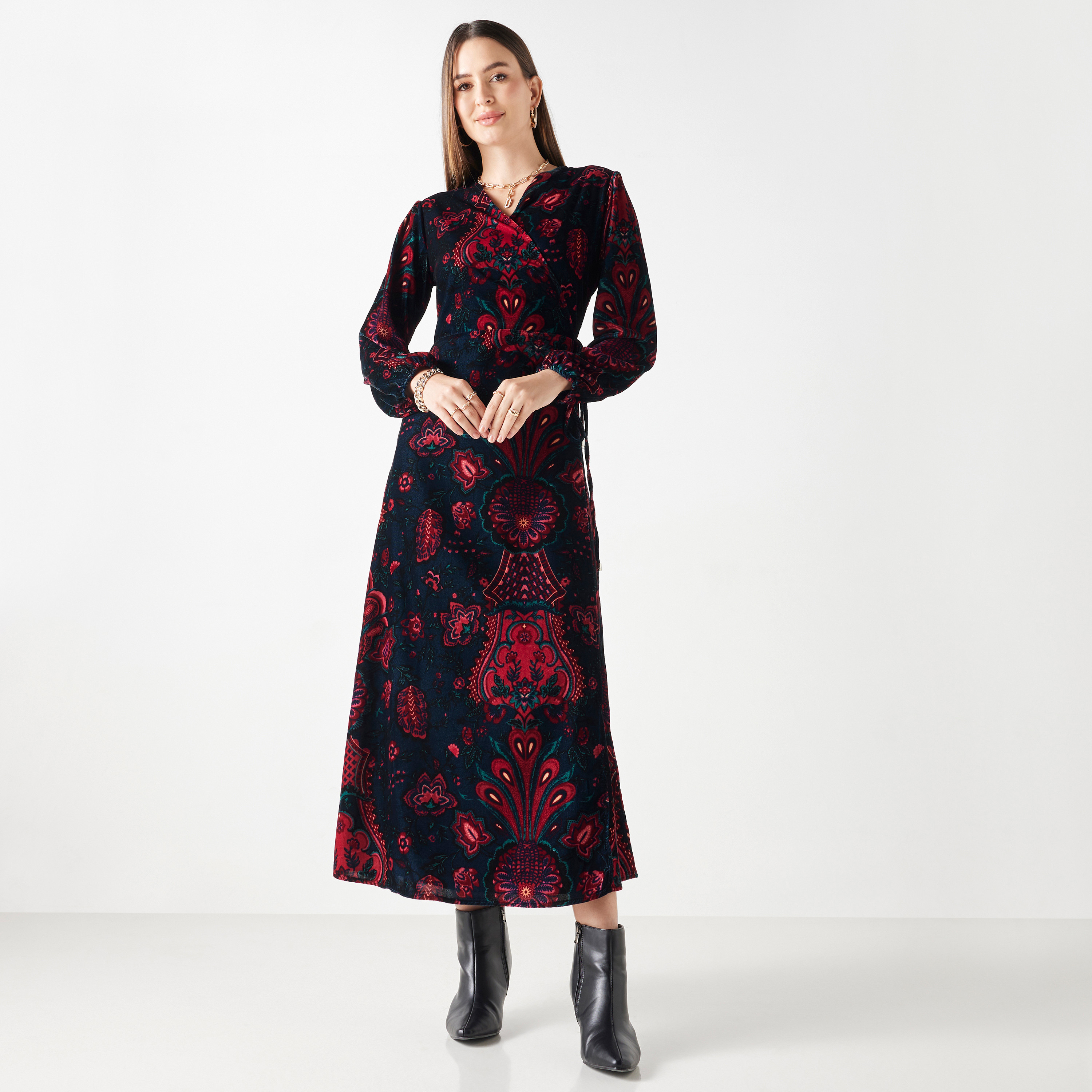 Paisley Print Maxi Dress with V-neck and Long Sleeves-women-clothing-dresses-image-1