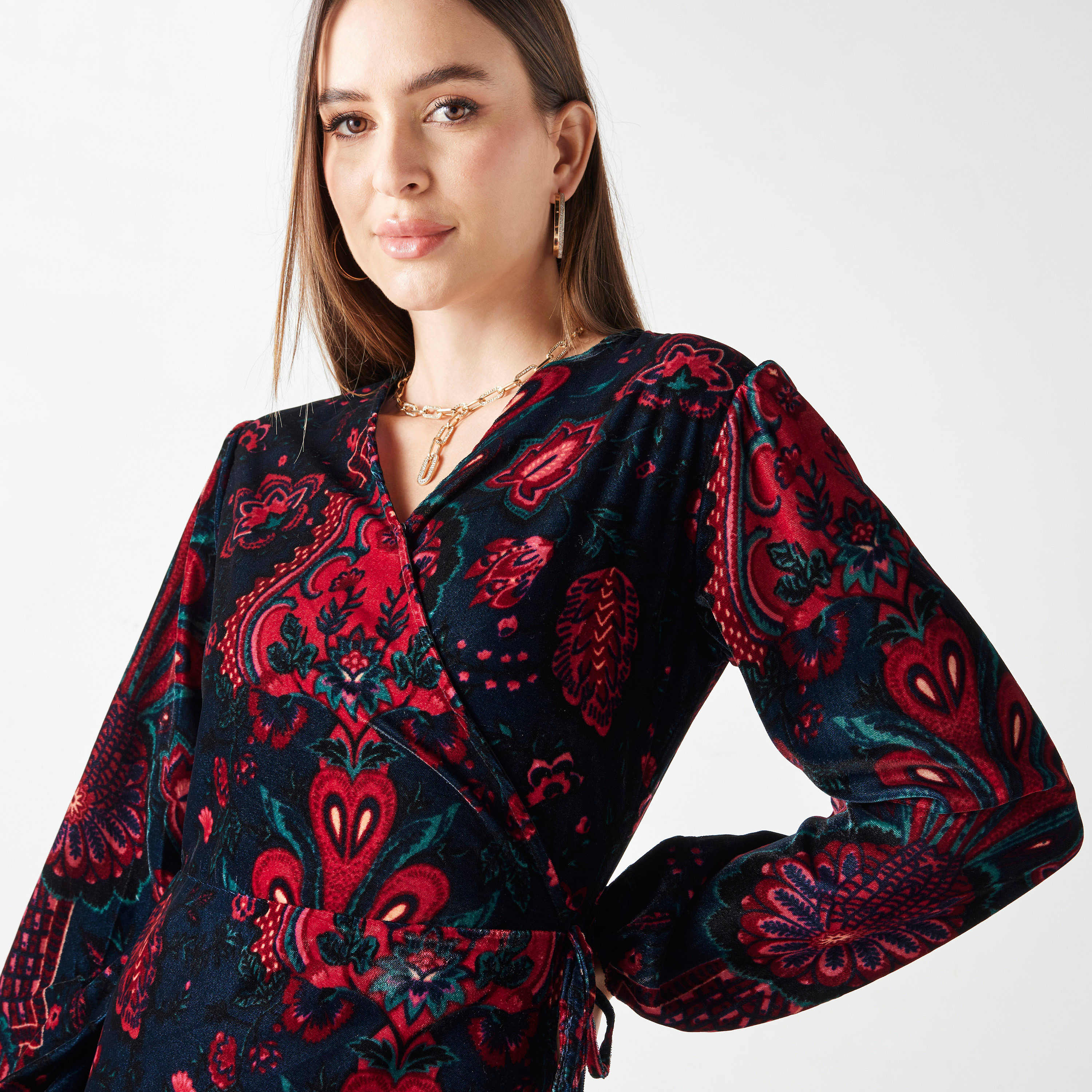 Paisley Print Maxi Dress with V-neck and Long Sleeves-women-clothing-dresses-image-5