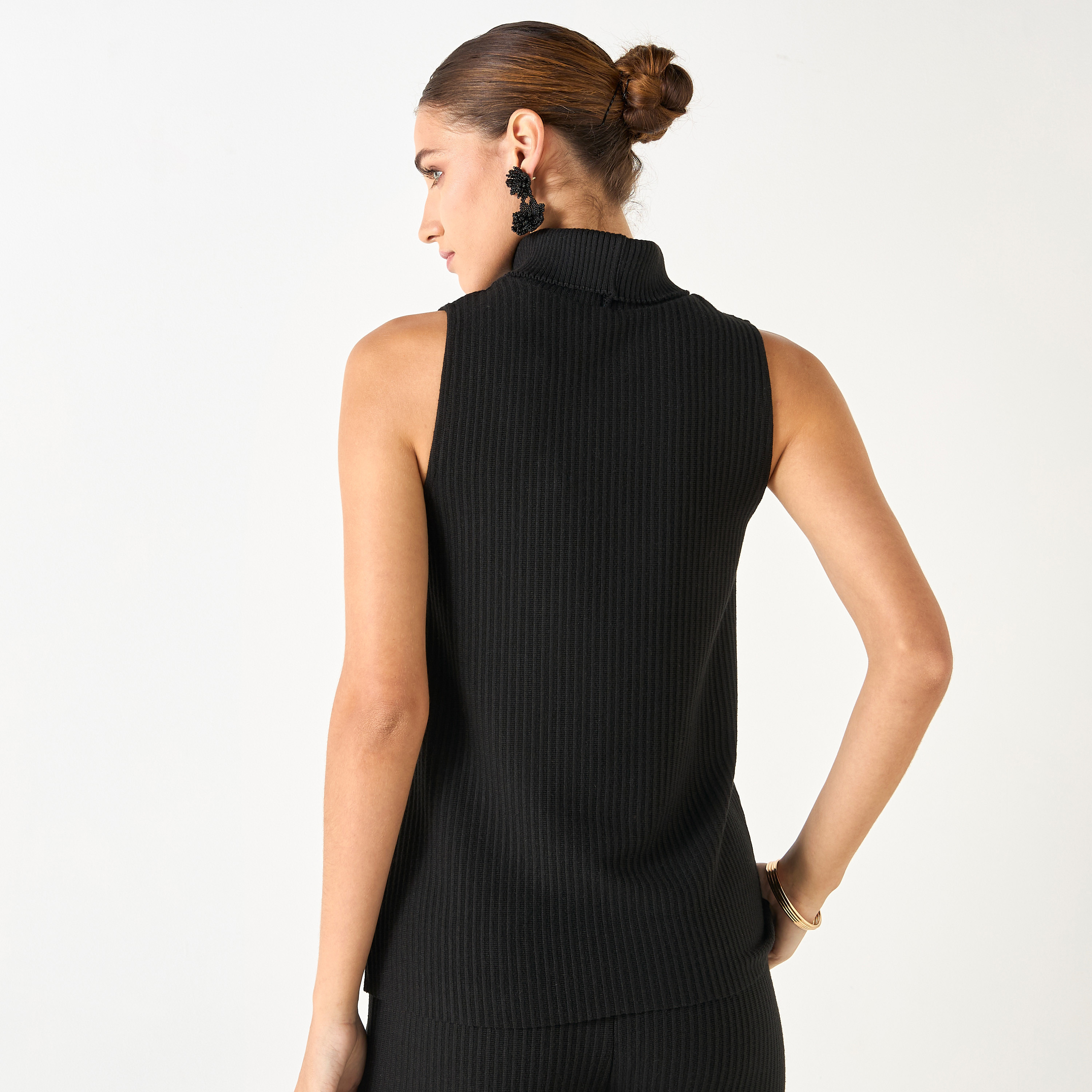 Ribbed Turtle Neck Sleeveless Sweater-women-winterwear-cardigansandjumpers-jumpers-image-3