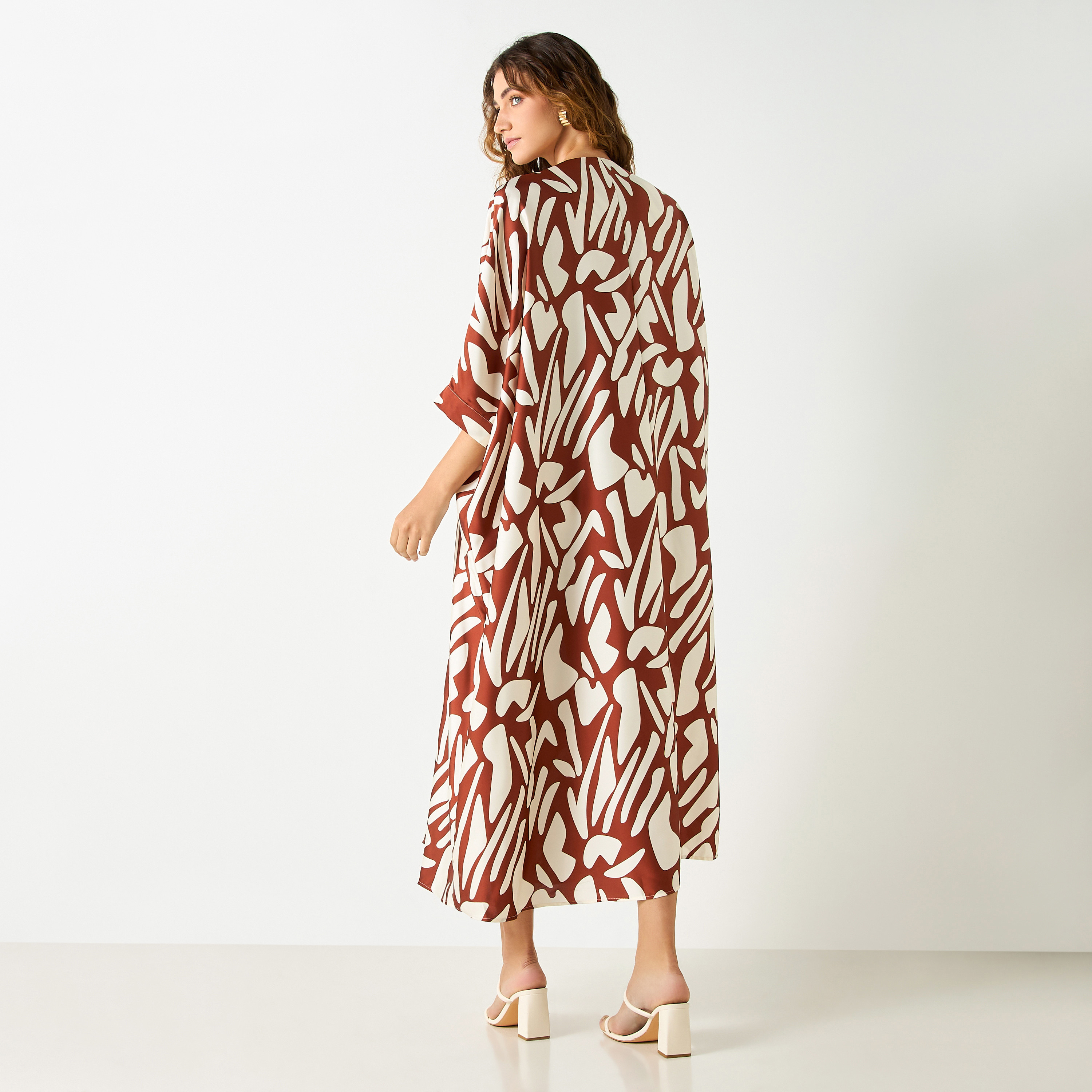فستان قفطان بياقة V وأكمام 3/4 وطبعات-women-clothing-dresses-image-7