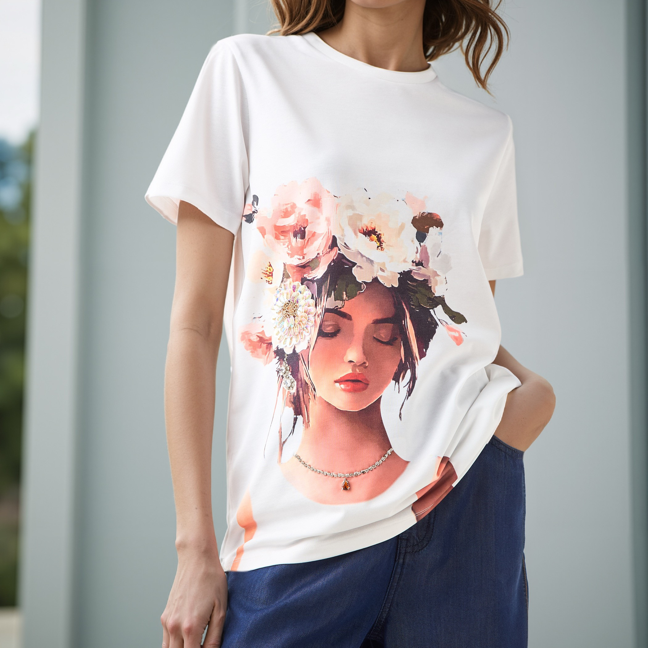 تيشيرت بطبعات جرافيك-women-clothing-tshirts-image-4