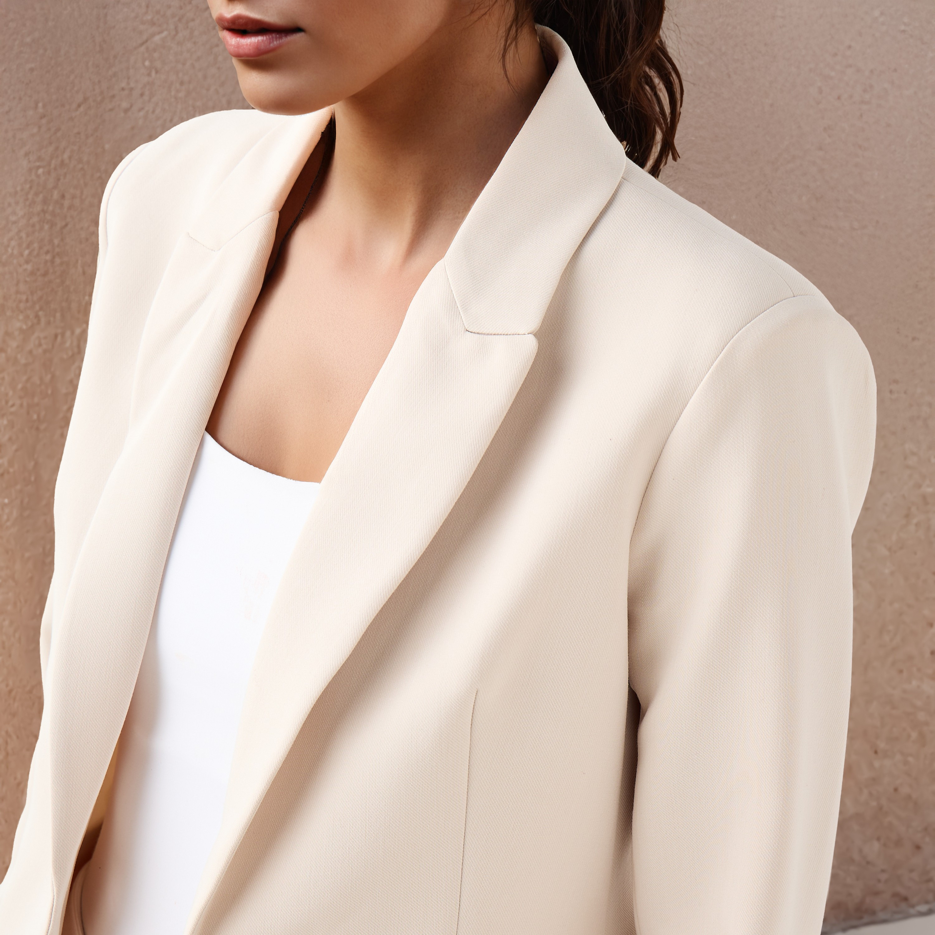 بليزر بياقة مطوية-women-clothing-coatsandjackets-blazers-image-4