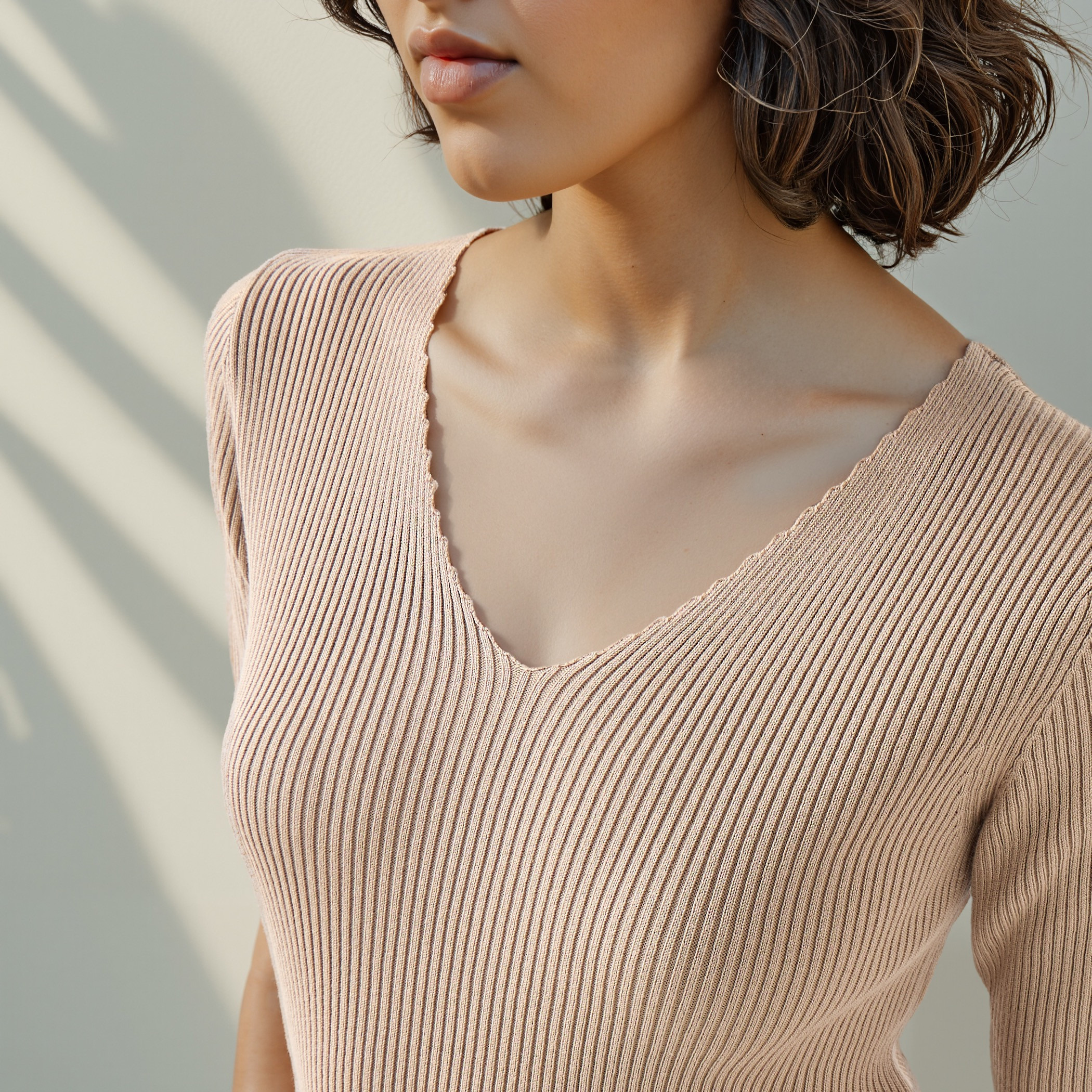 Ribbed V-neck Tricot Top with Short Sleeves-women-clothing-tshirts-image-4