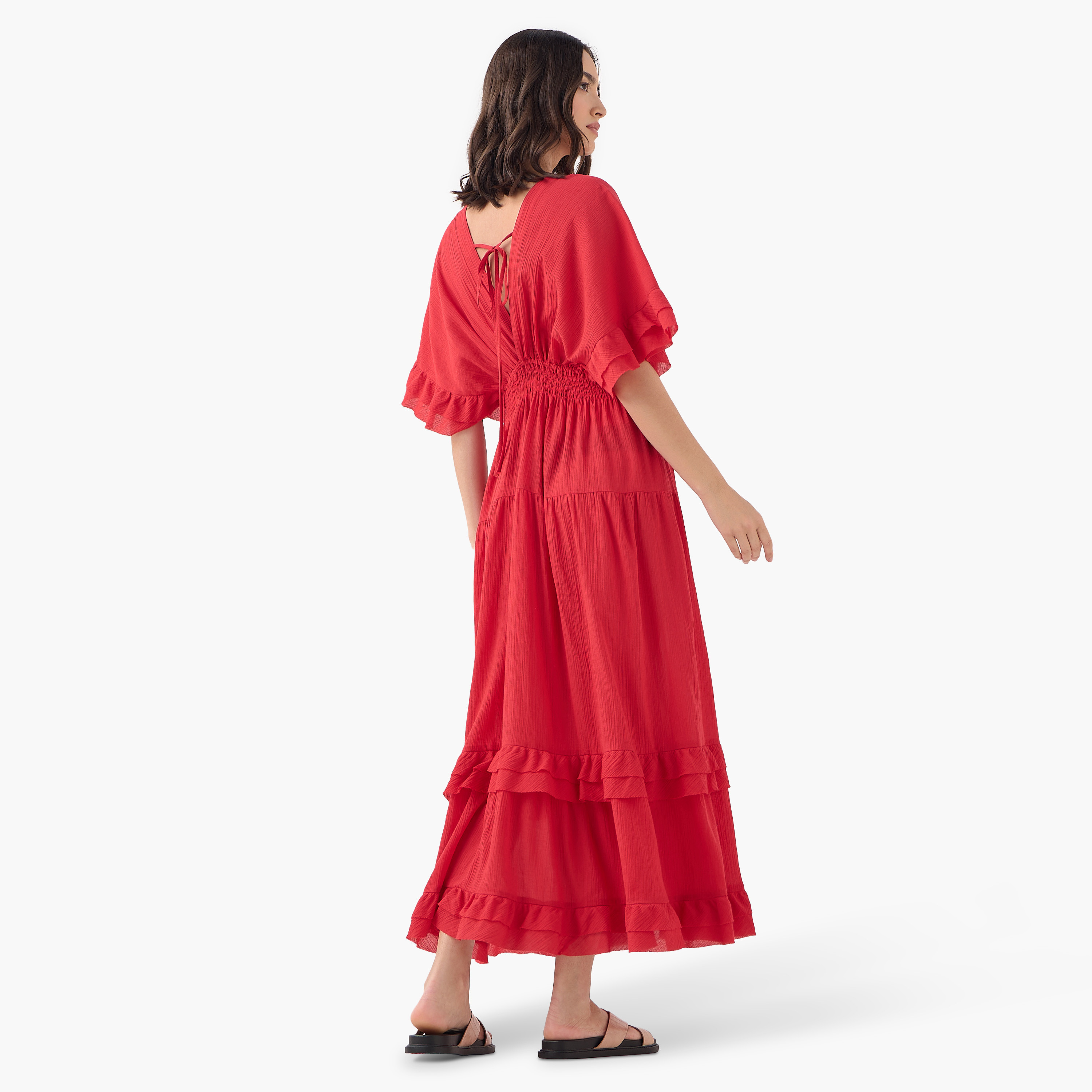 فستان قطن طويل بياقة V وأكمام قصيرة وتفاصيل كشكش ودرزات-women-clothing-dresses-image-3