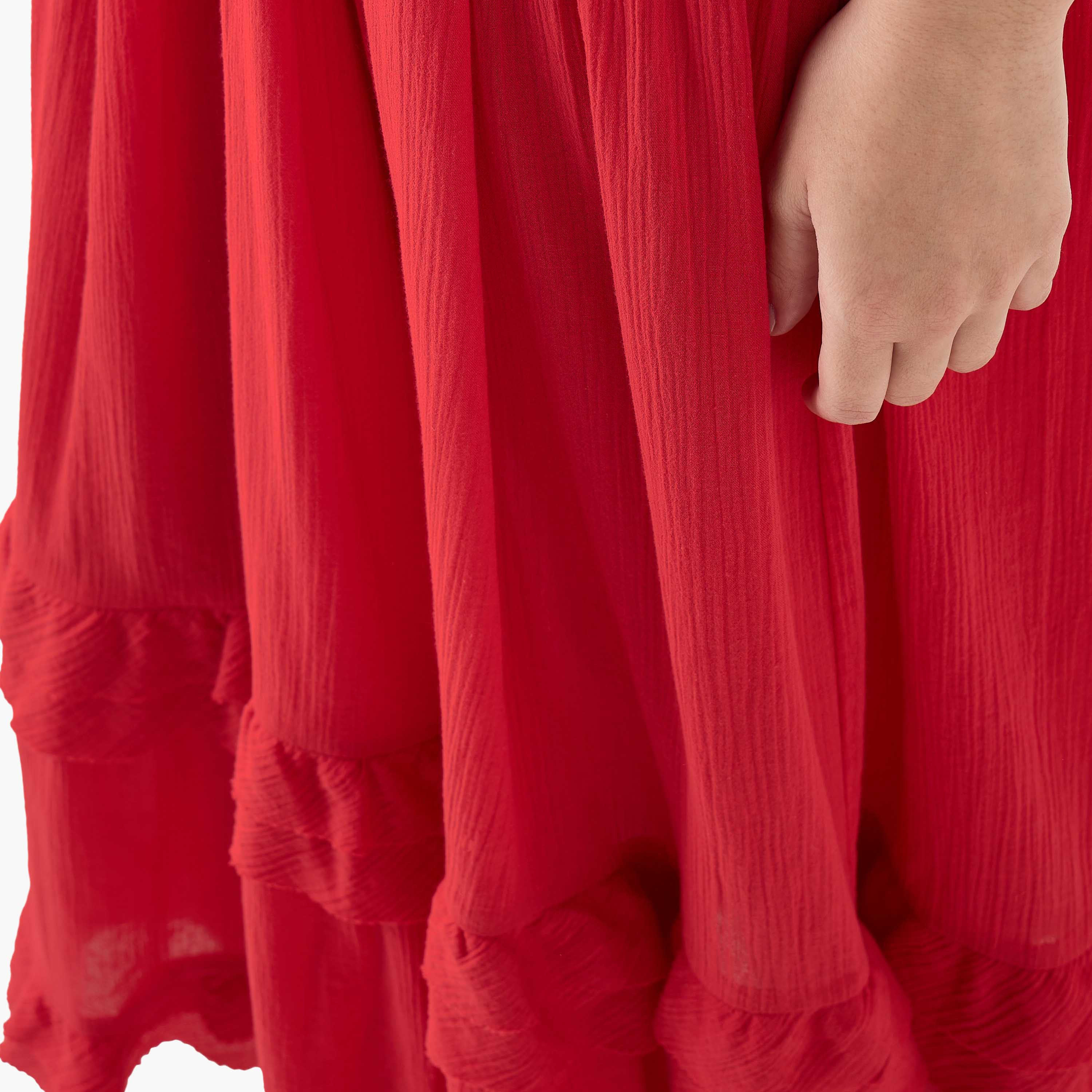 فستان قطن طويل بياقة V وأكمام قصيرة وتفاصيل كشكش ودرزات-women-clothing-dresses-image-5
