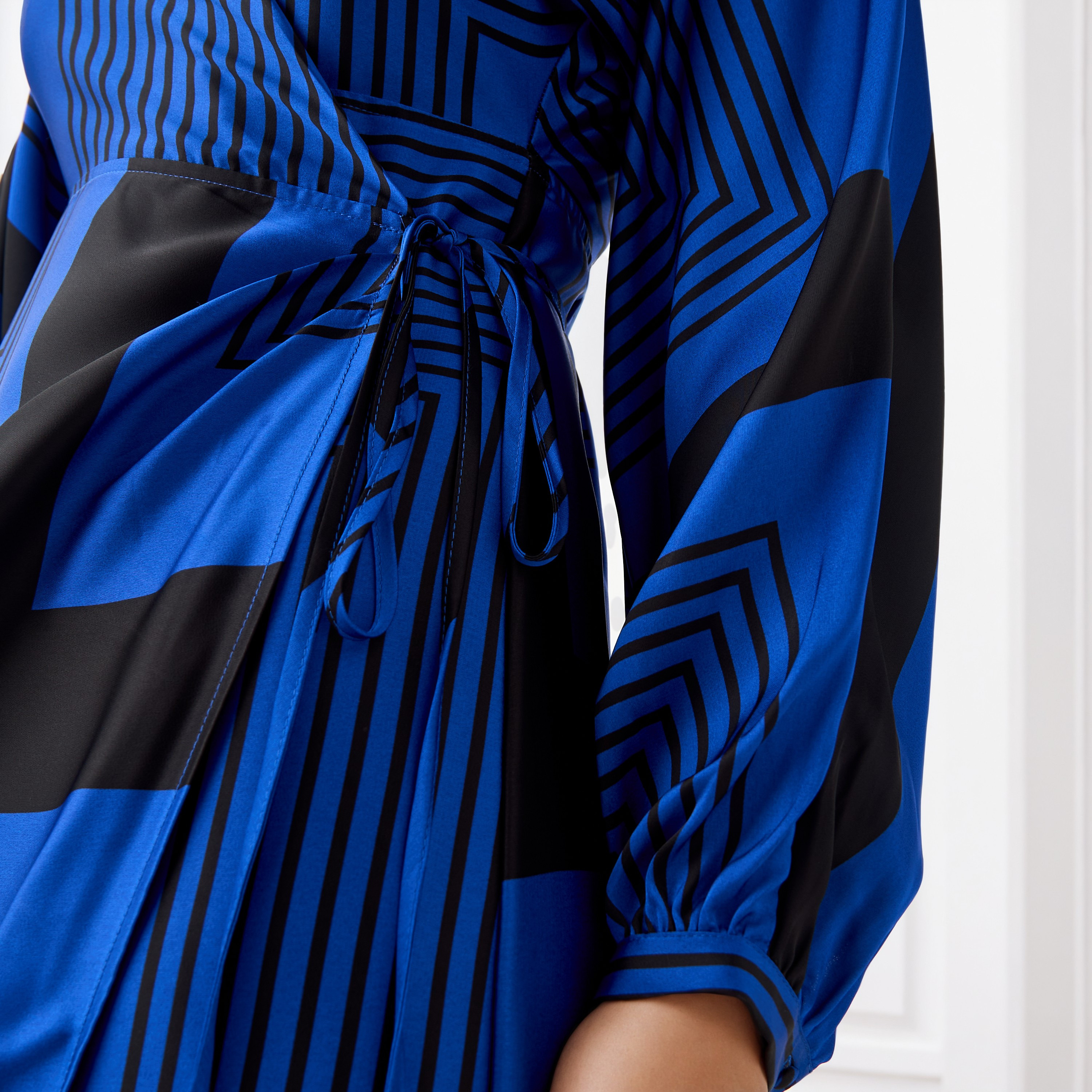 Printed V-neck Wrap Dress with Cinched Waist-women-clothing-dresses-image-4