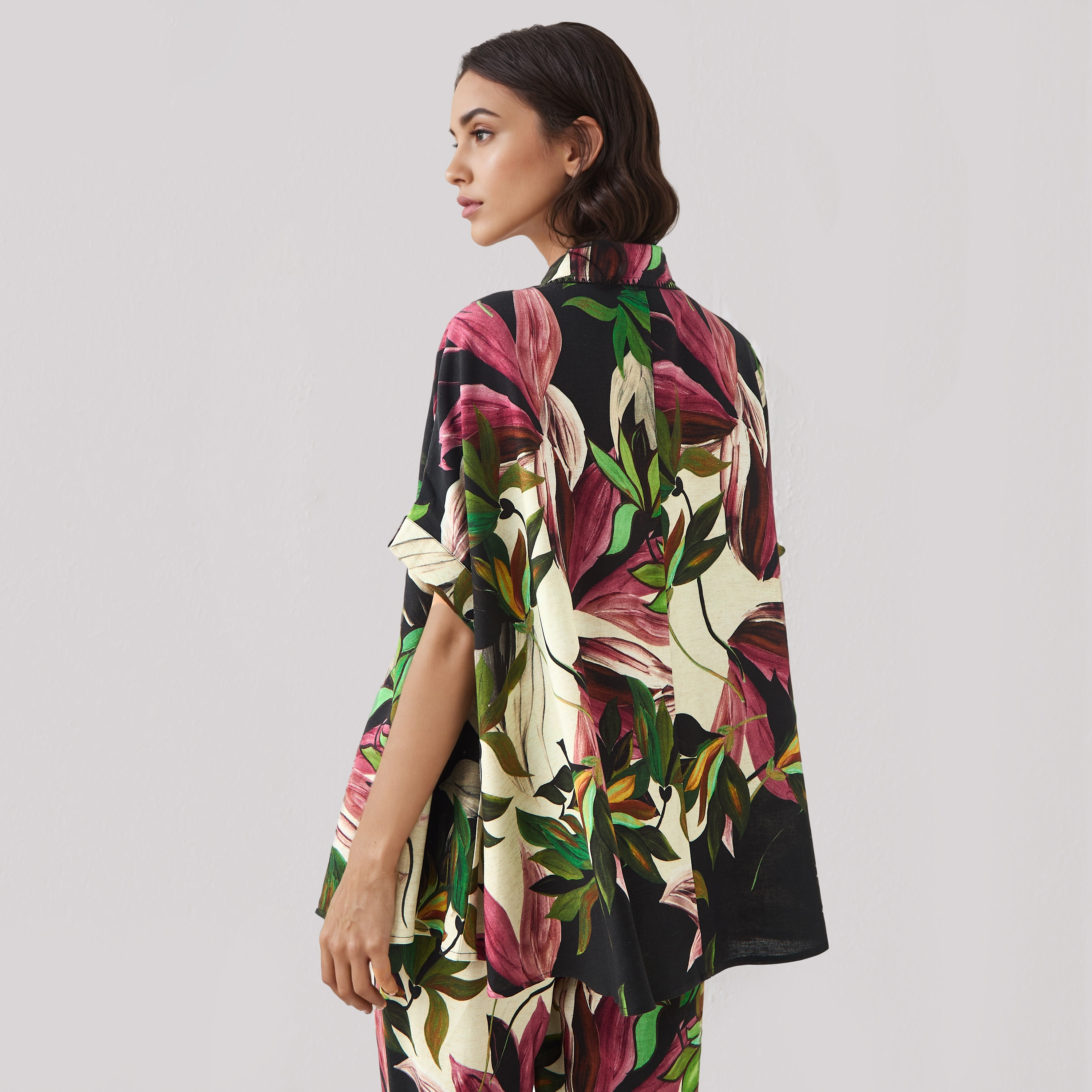 Floral Print Trapeze Linen Blend Shirt with Short Sleeves-women-clothing-shirtsandblouses-shirts-image-3