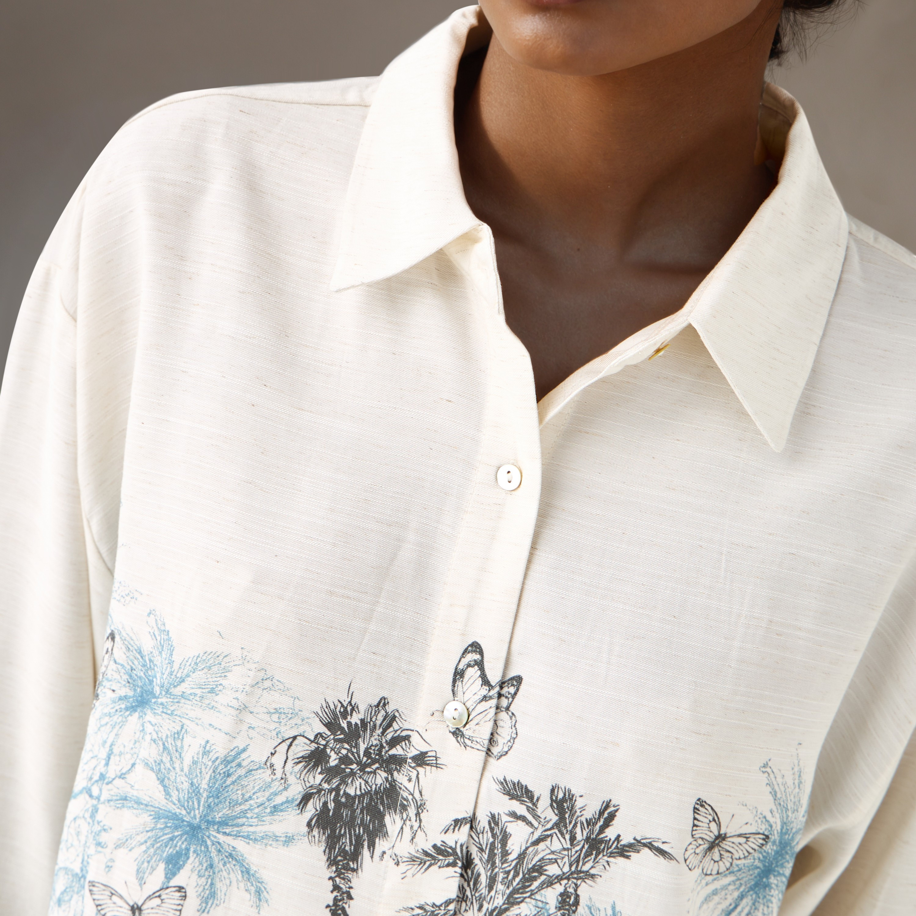 قميص كتان بطبعات بقصة عادية-women-clothing-shirtsandblouses-shirts-image-5