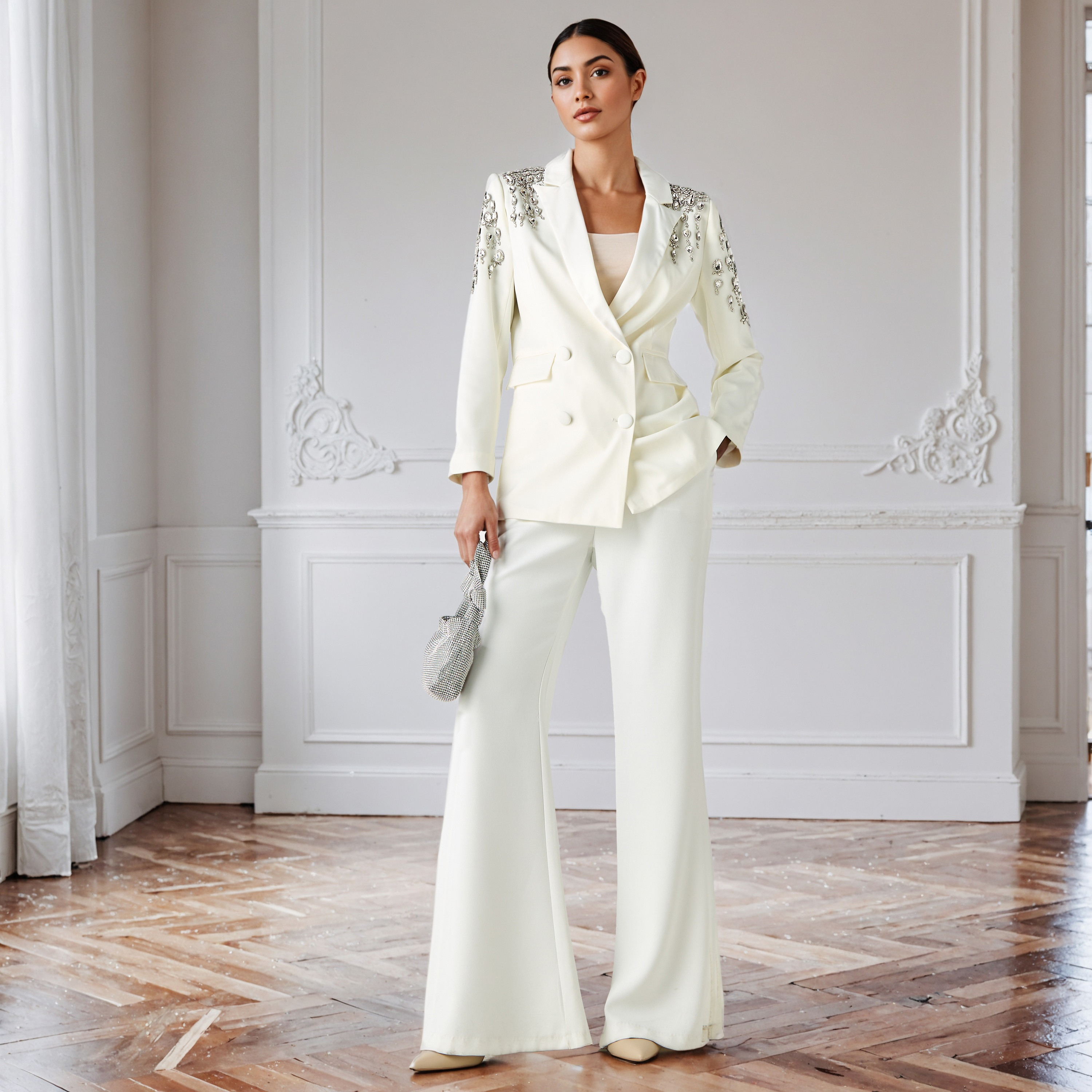 جاكيت بليزر بوليستر مزين بياقة مطوية-women-clothing-coatsandjackets-blazers-image-4