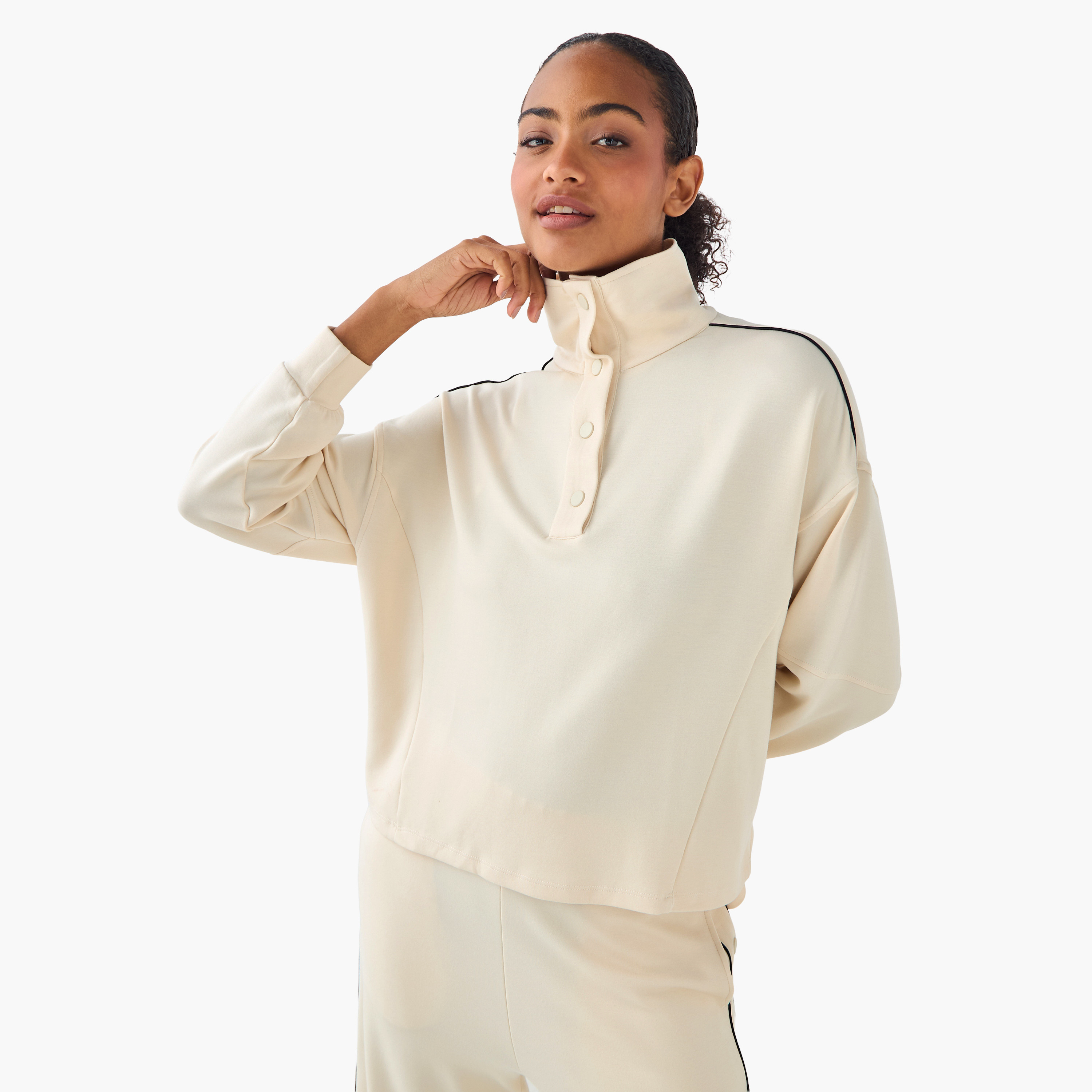 جاكيت سفر بياقة عالية وأكمام طويلة-women-winterwear-coatsandjackets-jackets-image-5