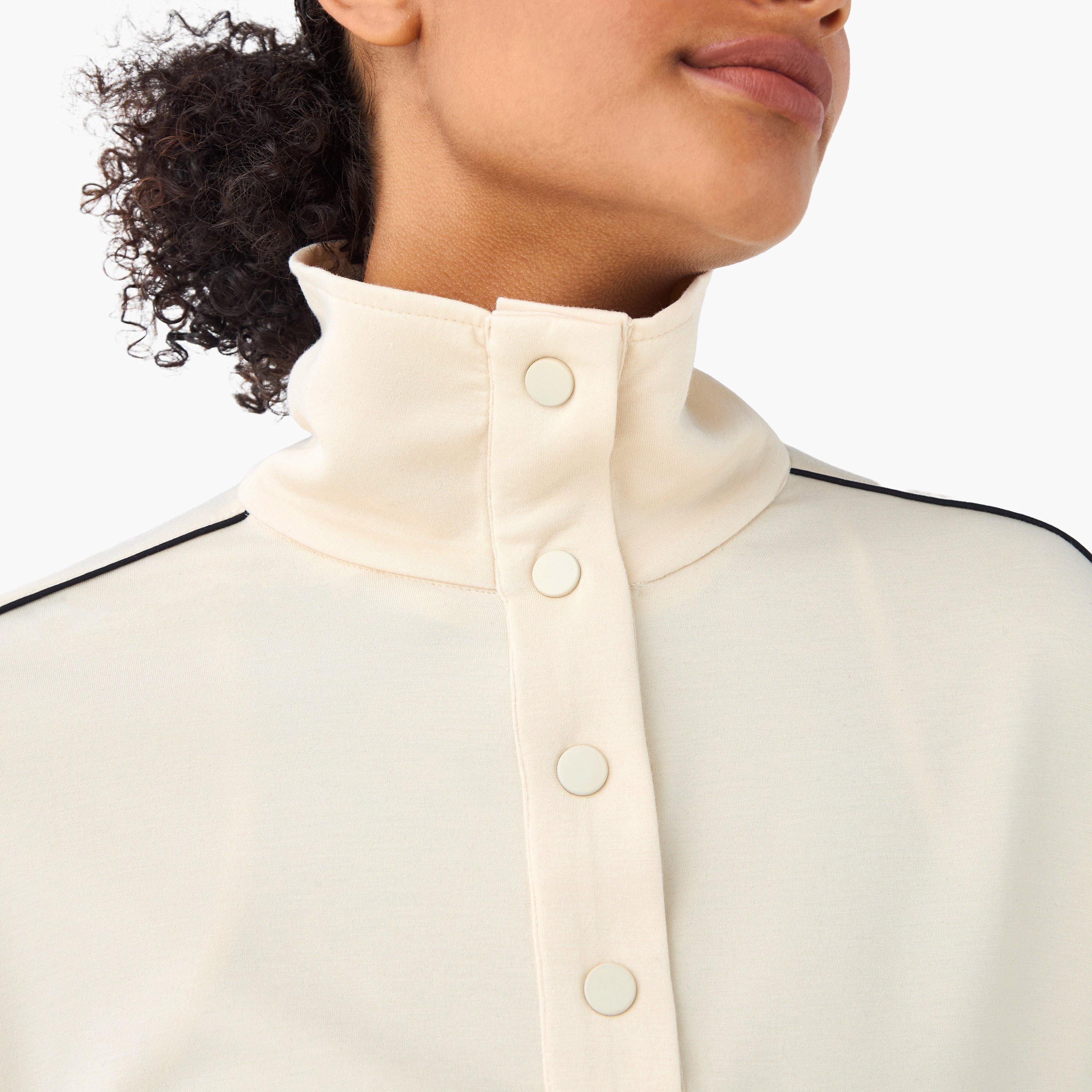 جاكيت سفر بياقة عالية وأكمام طويلة-women-winterwear-coatsandjackets-jackets-image-2