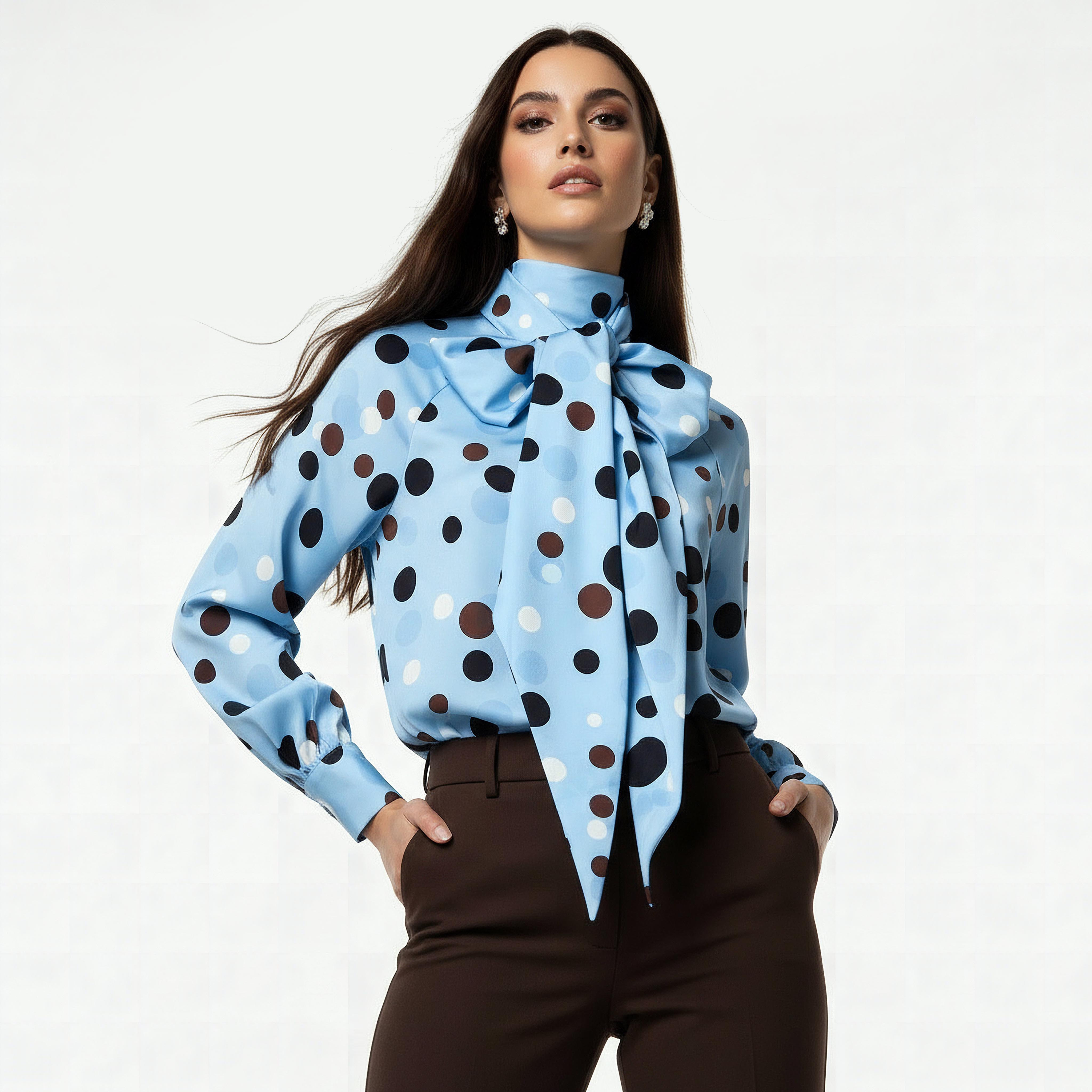 بلوزة بقصة عادية وطبعات وتفاصيل ياقة وشاح-women-clothing-shirtsandblouses-blouses-image-1
