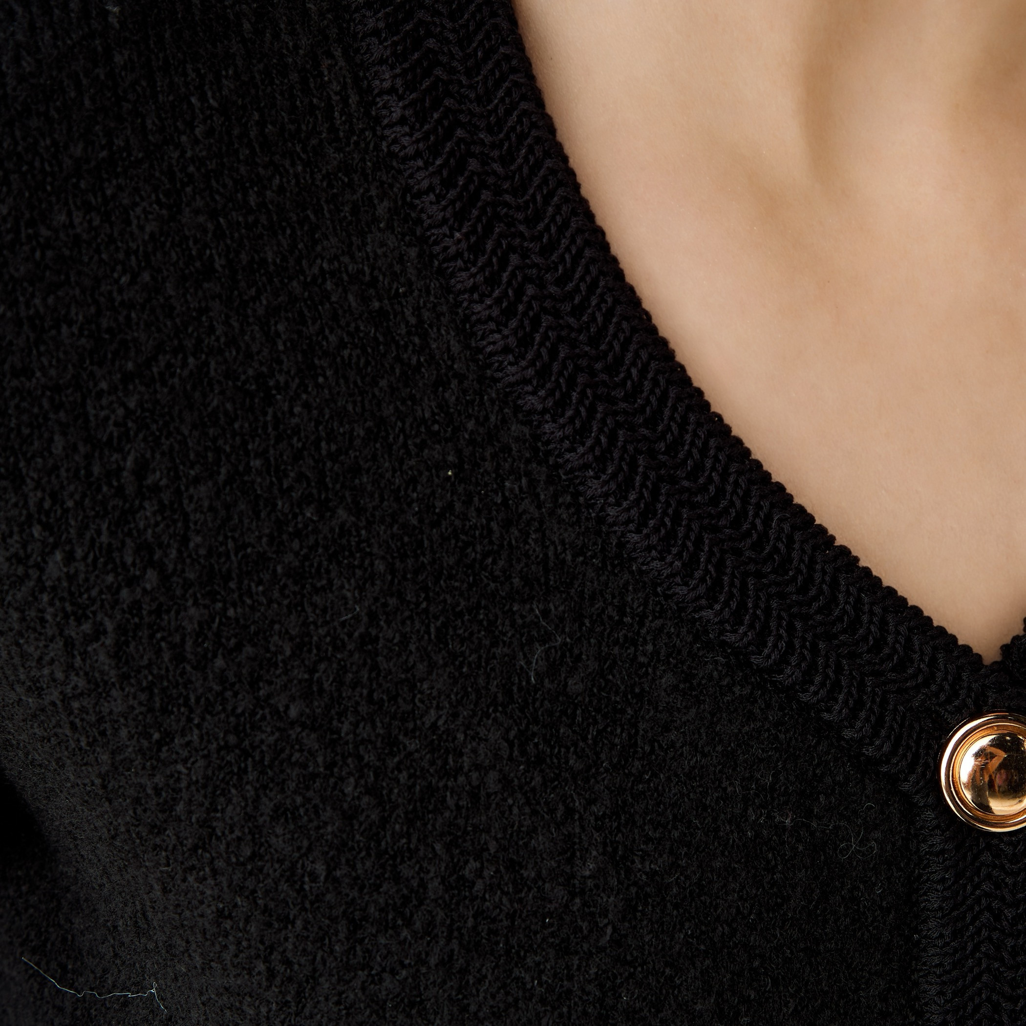 Relaxed Fit V-neck Cardigan-women-winterwear-cardigansandjumpers-cardigans-image-5