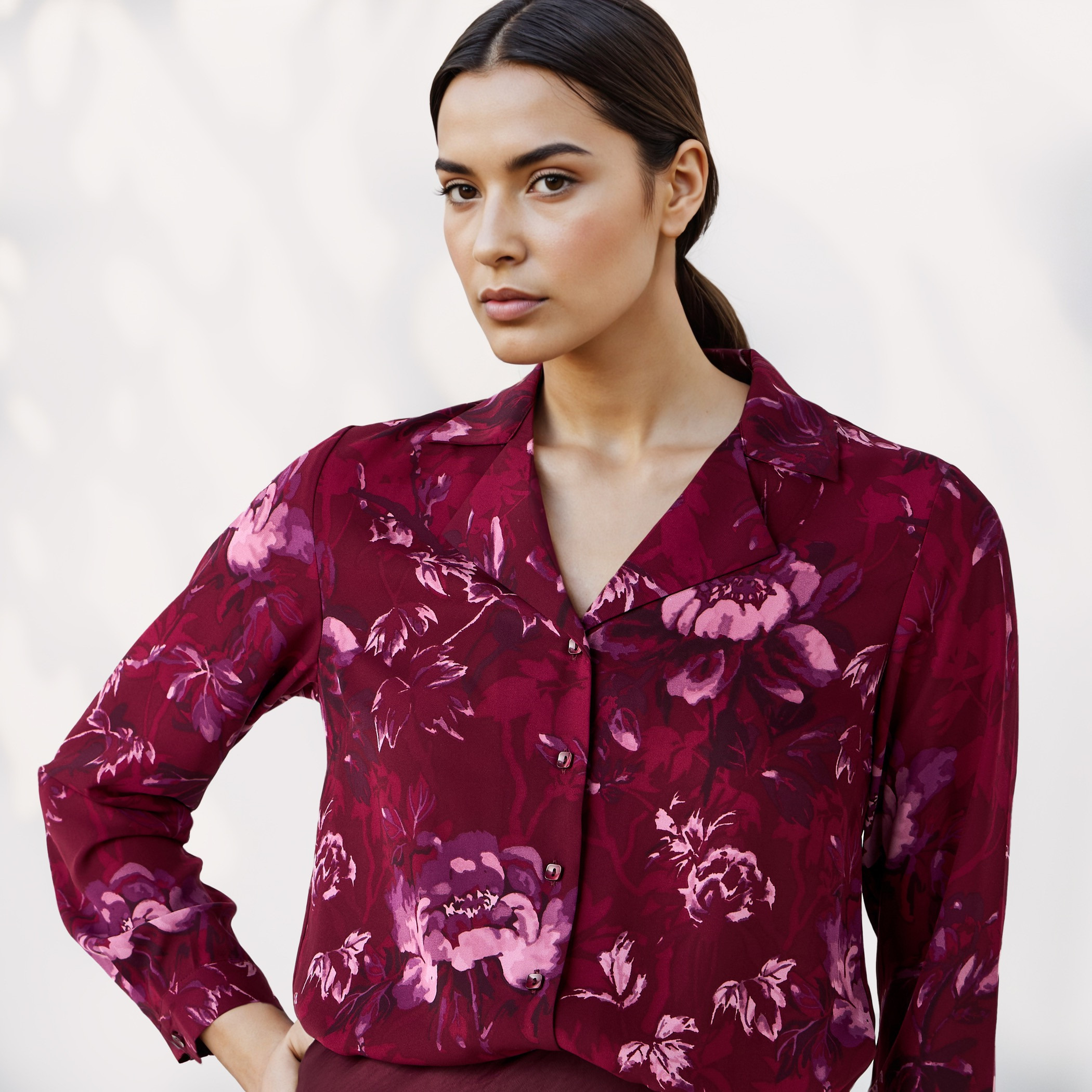 قميص بياقة مطوية وطبعات-women-clothing-shirtsandblouses-shirts-image-4