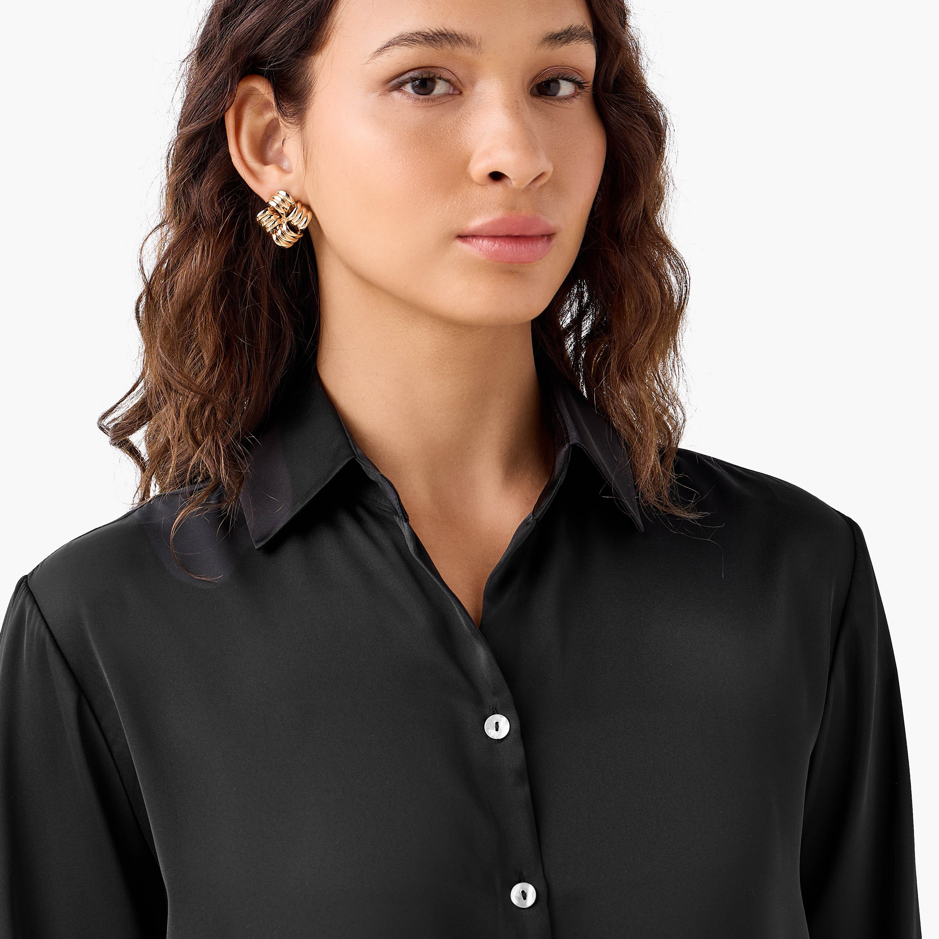 قميص ساتان بقصة عادية وياقة-women-clothing-shirtsandblouses-shirts-image-6