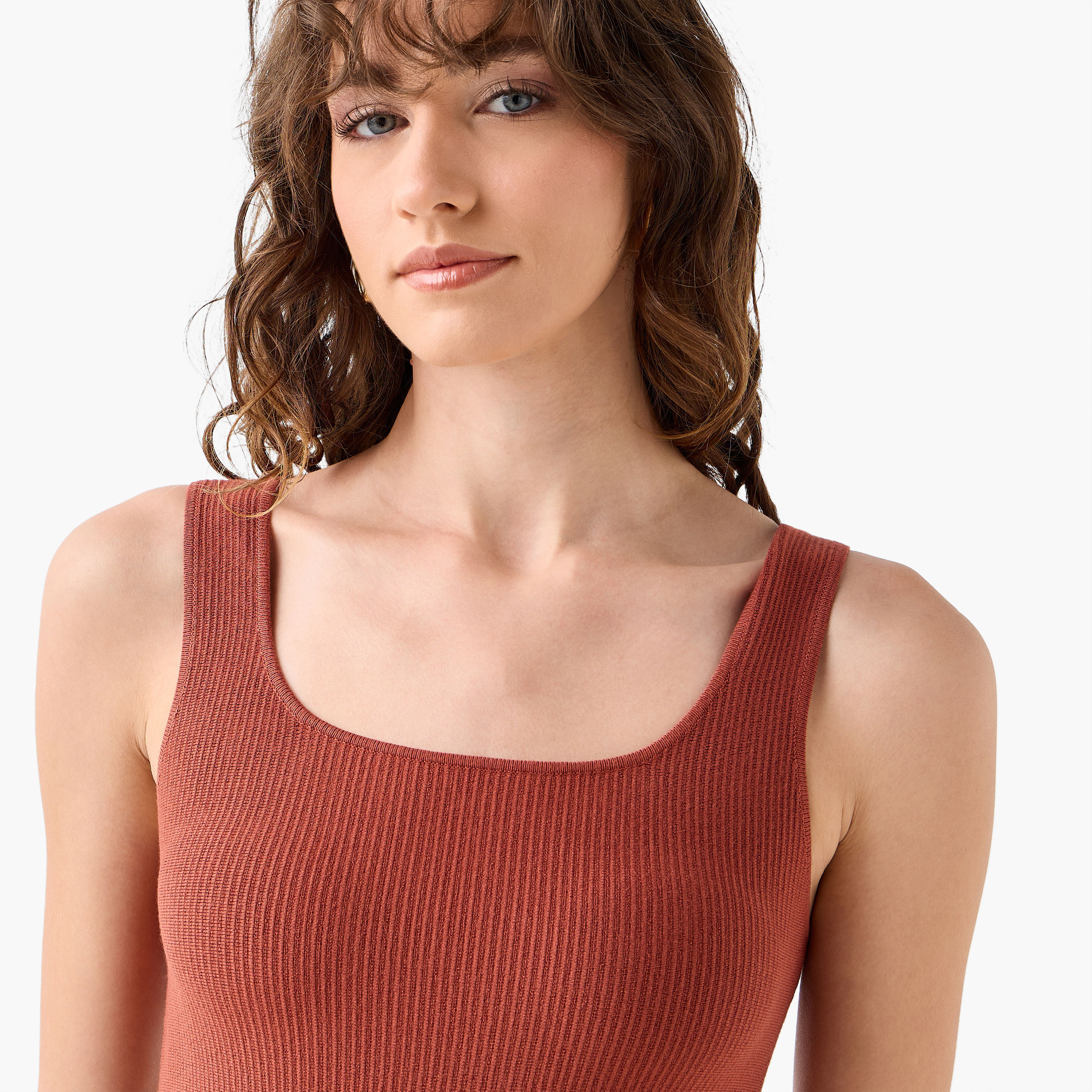 بلوزة تانك بقصة ضيقة وحمالات عريضة-women-clothing-shirtsandblouses-blouses-image-7