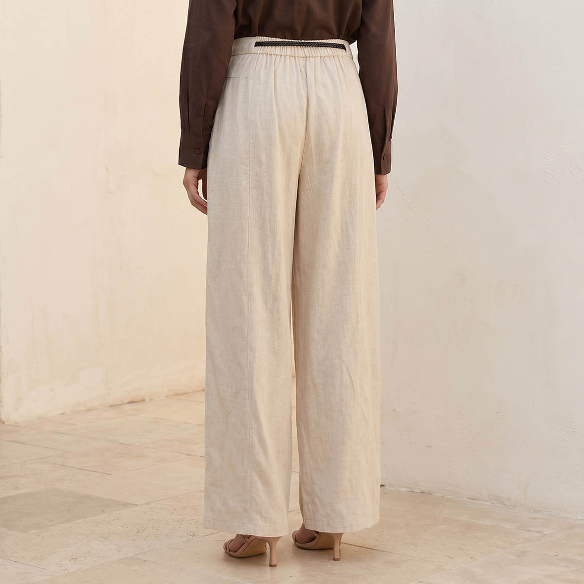 بنطلون رسمي من مزيج الكتان بقصة مستقيمة وحزام-women-clothing-bottoms-trousers-image-1