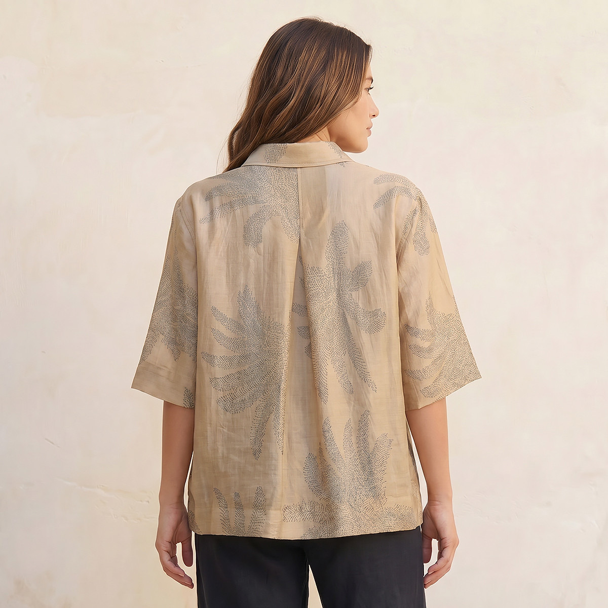 قميص بقصّة مريحة وطبعات-women-clothing-shirtsandblouses-shirts-image-4