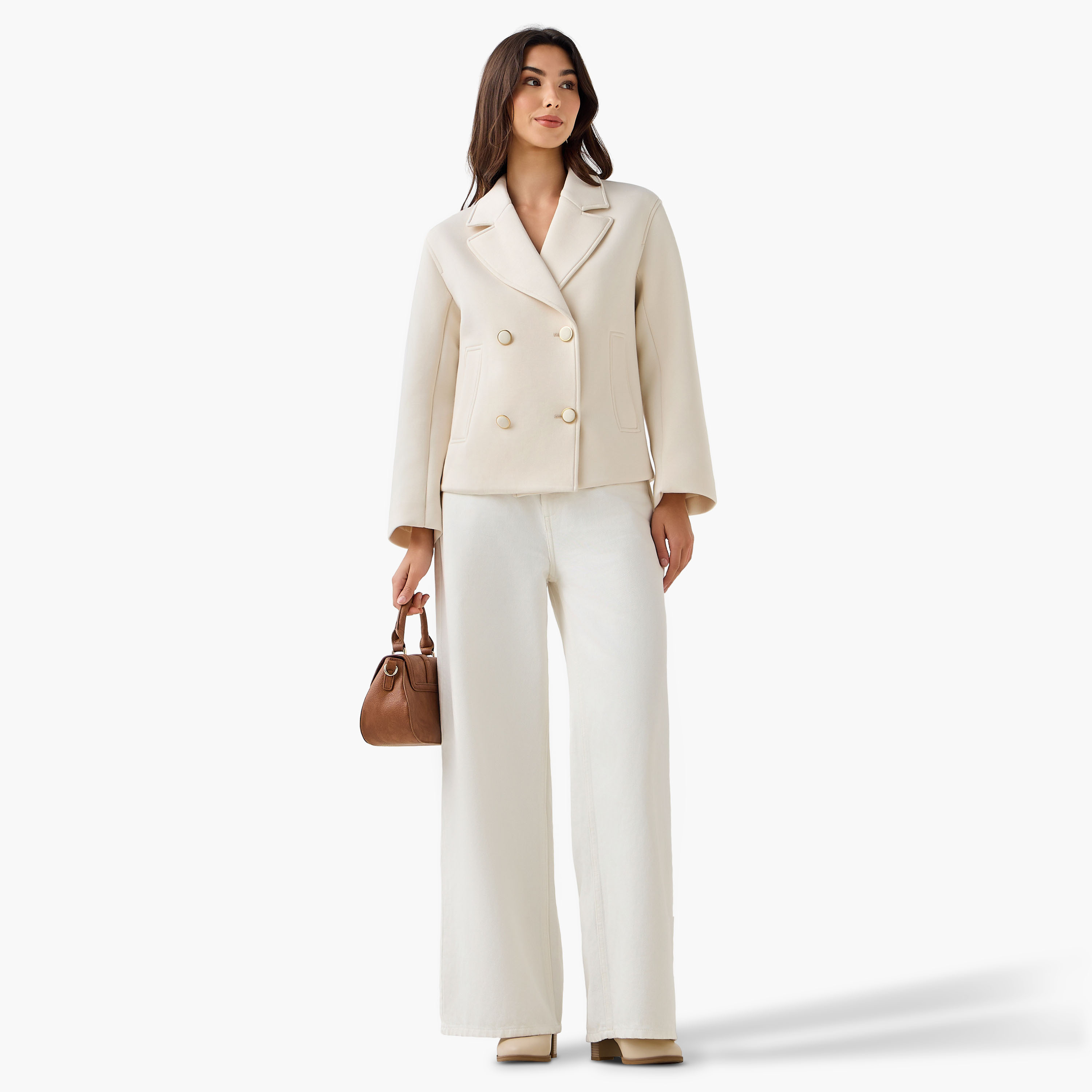 بليزر بقصّة عادية وياقة مطوية-women-clothing-coatsandjackets-blazers-image-4