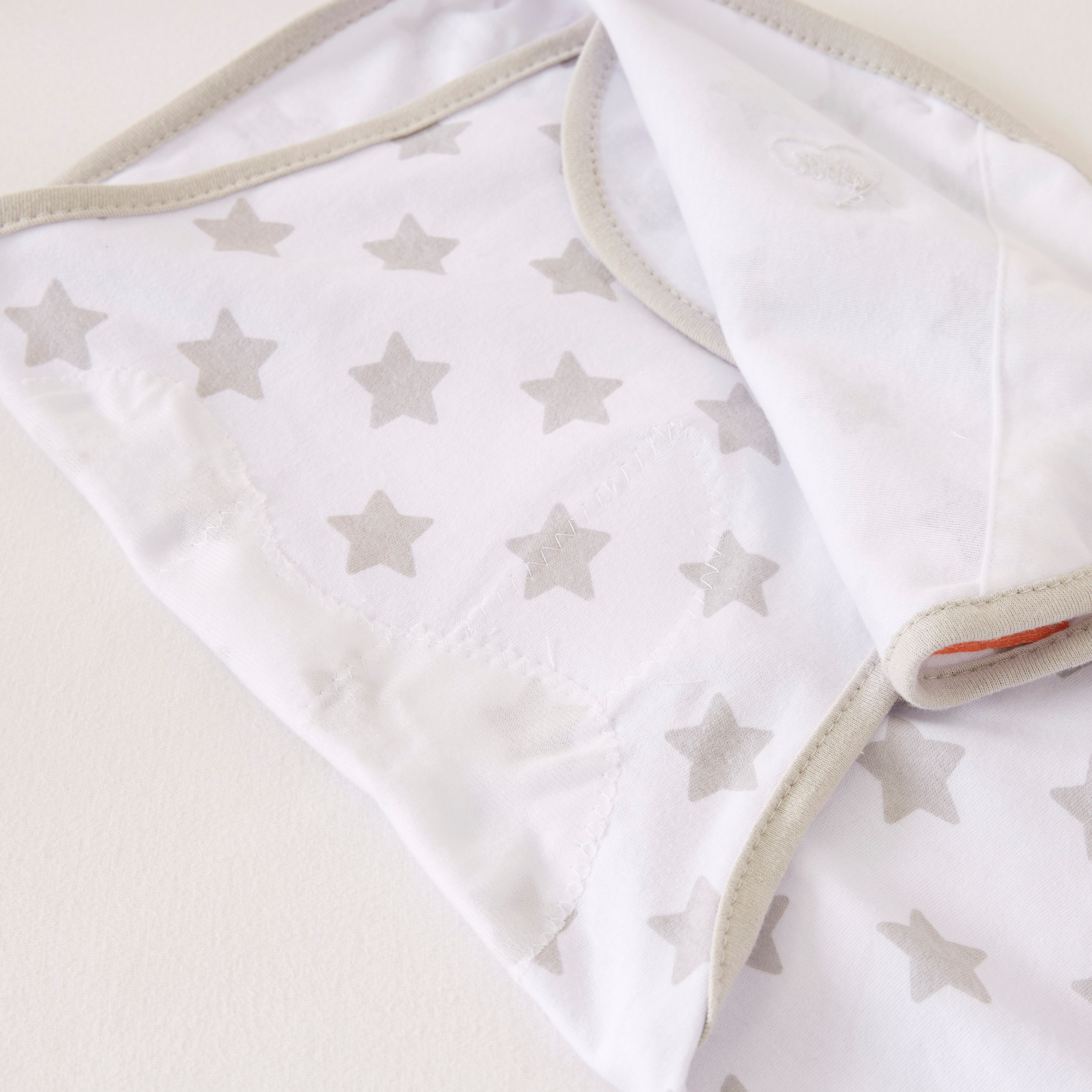Summer Infant Star Printed Swaddle Me Wrap-baby-nursery-blanketsandswaddles-swaddlesandsleepingbags-image-3