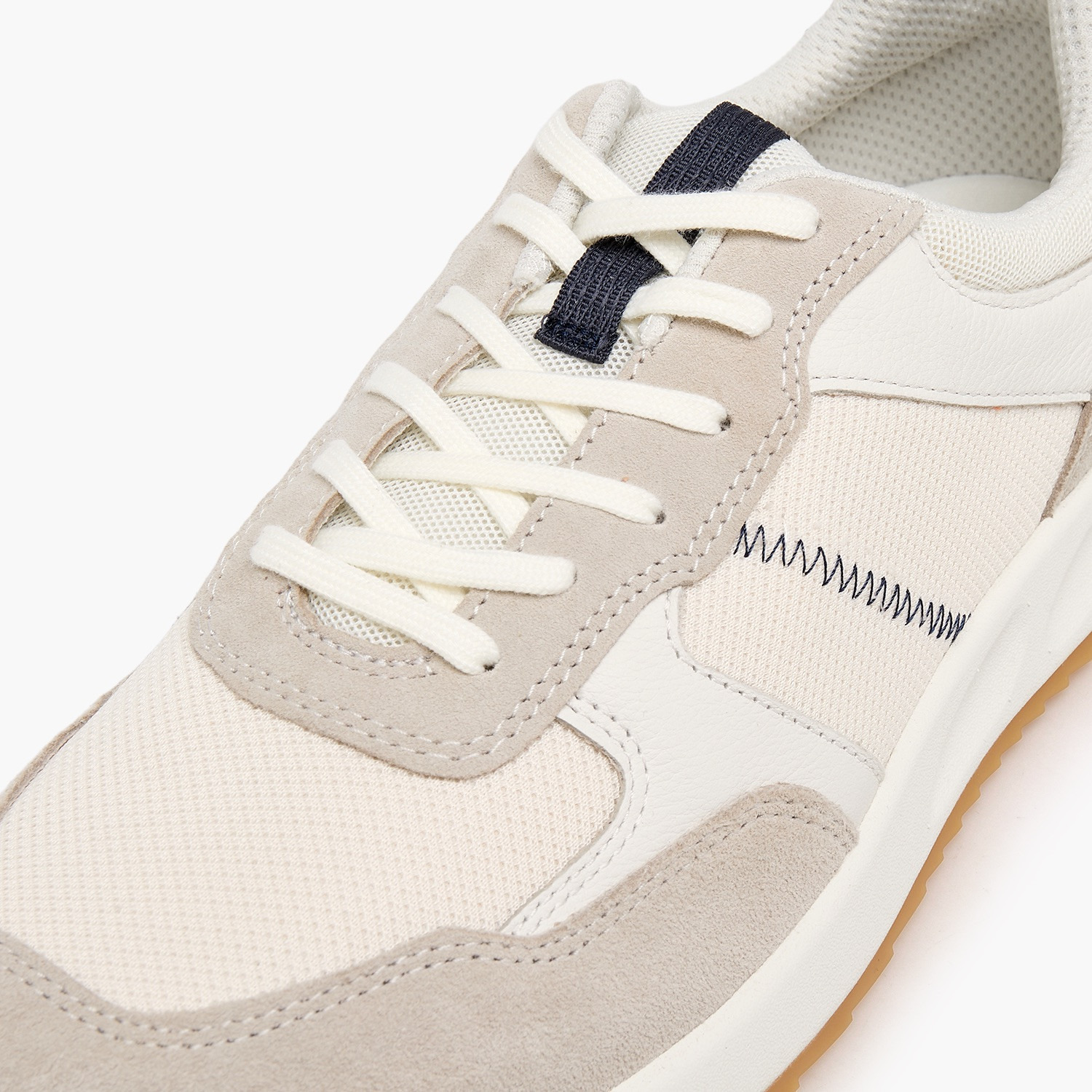 حذاء سنيكرز بارز الملمس بطول الكاحل ورباط إغلاق للرجال من إيكو-men-shoes-sneakers-image-4