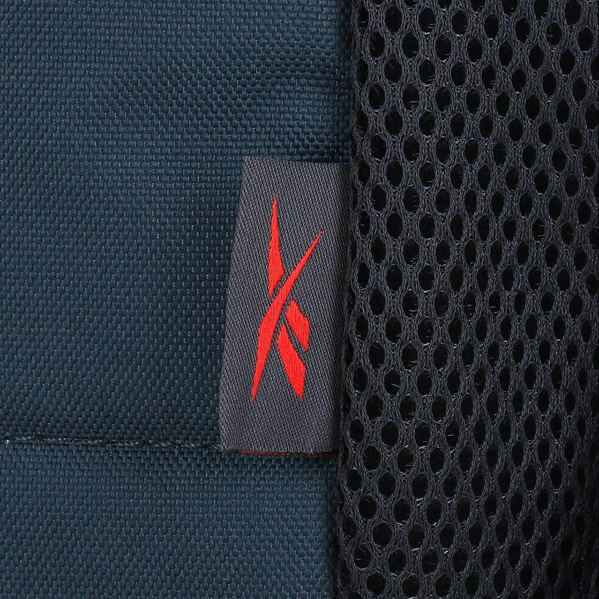 Reebok Logo Print School Backpack with Adjustable Straps and Zip Closure - 38x19x43 cm-school-bagsandbackpacks-backpacks-image-5