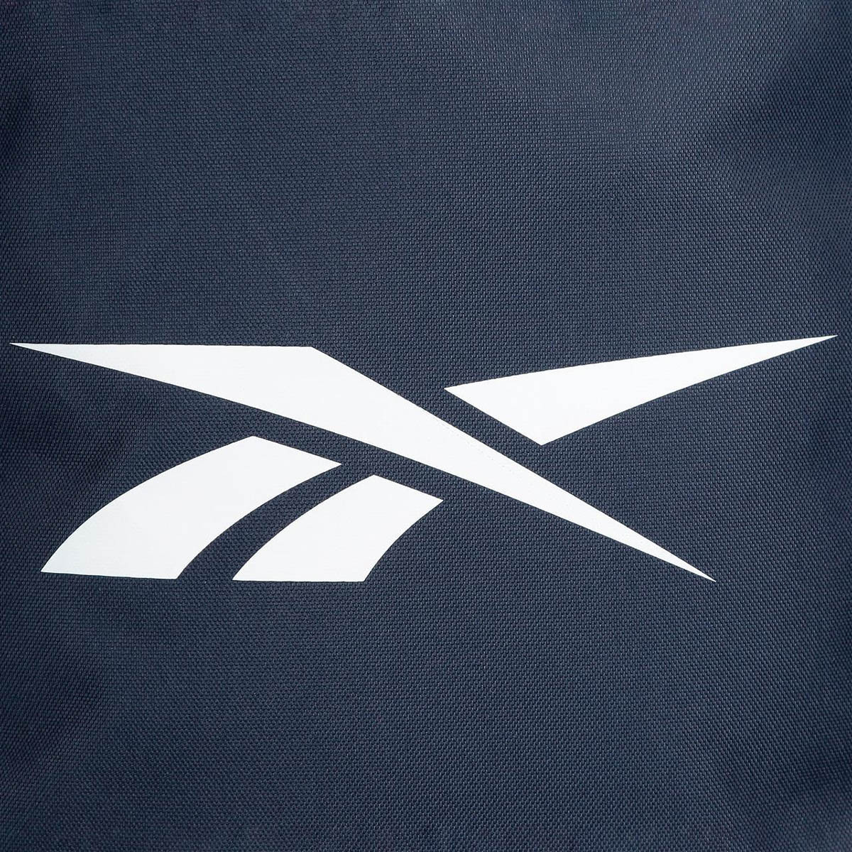 شنطة ظهر مدرسية بأحزمة قابلة للتعديل وسحاب إغلاق وطبعات شعار من ريبوك - 38x19x43 سم-school-bagsandbackpacks-backpacks-image-2