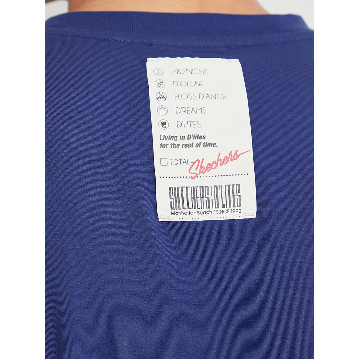 تيشيرت مطبوع بأكمام قصيرة من سكيتشرز-men-clothing-sportswearandactivewear-tshirtsandpolos-image-4