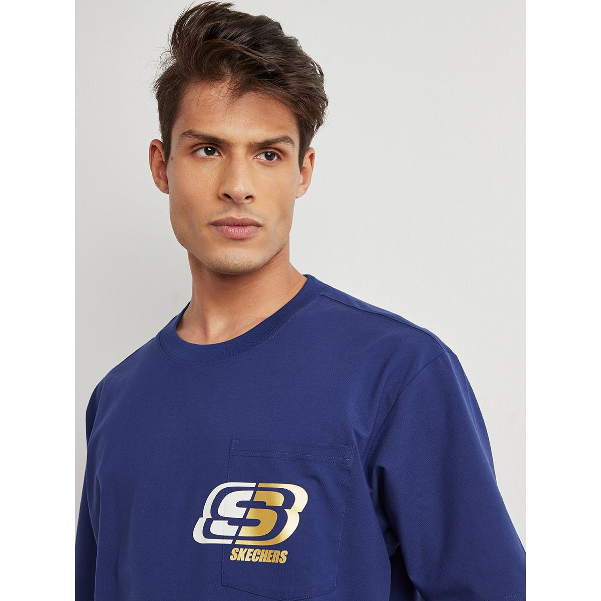 تيشيرت مطبوع بأكمام قصيرة من سكيتشرز-men-clothing-sportswearandactivewear-tshirtsandpolos-image-5