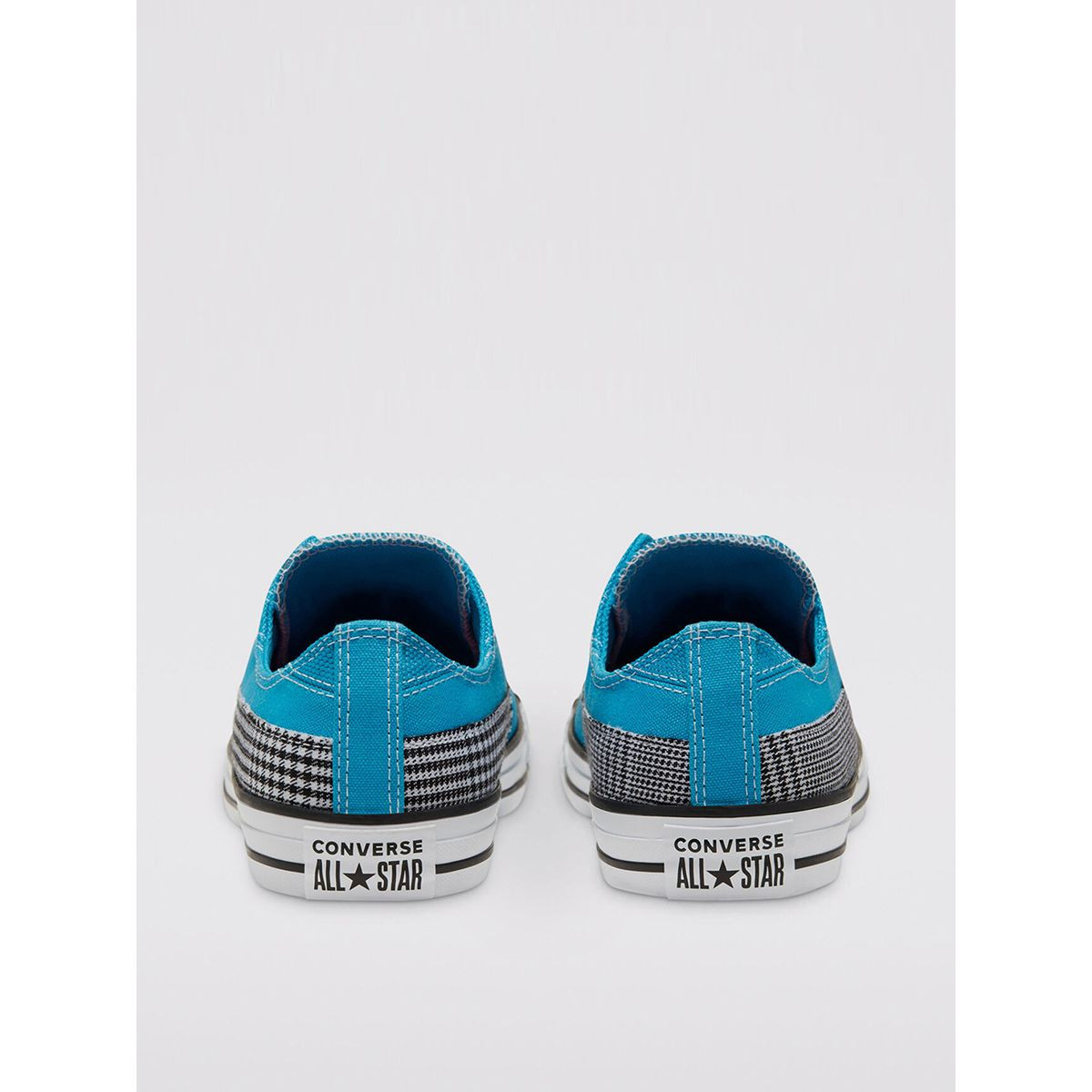 Converse Chuck Taylor All Star Ox Lace Up Sneakers-men-shoes-sneakers-image-4