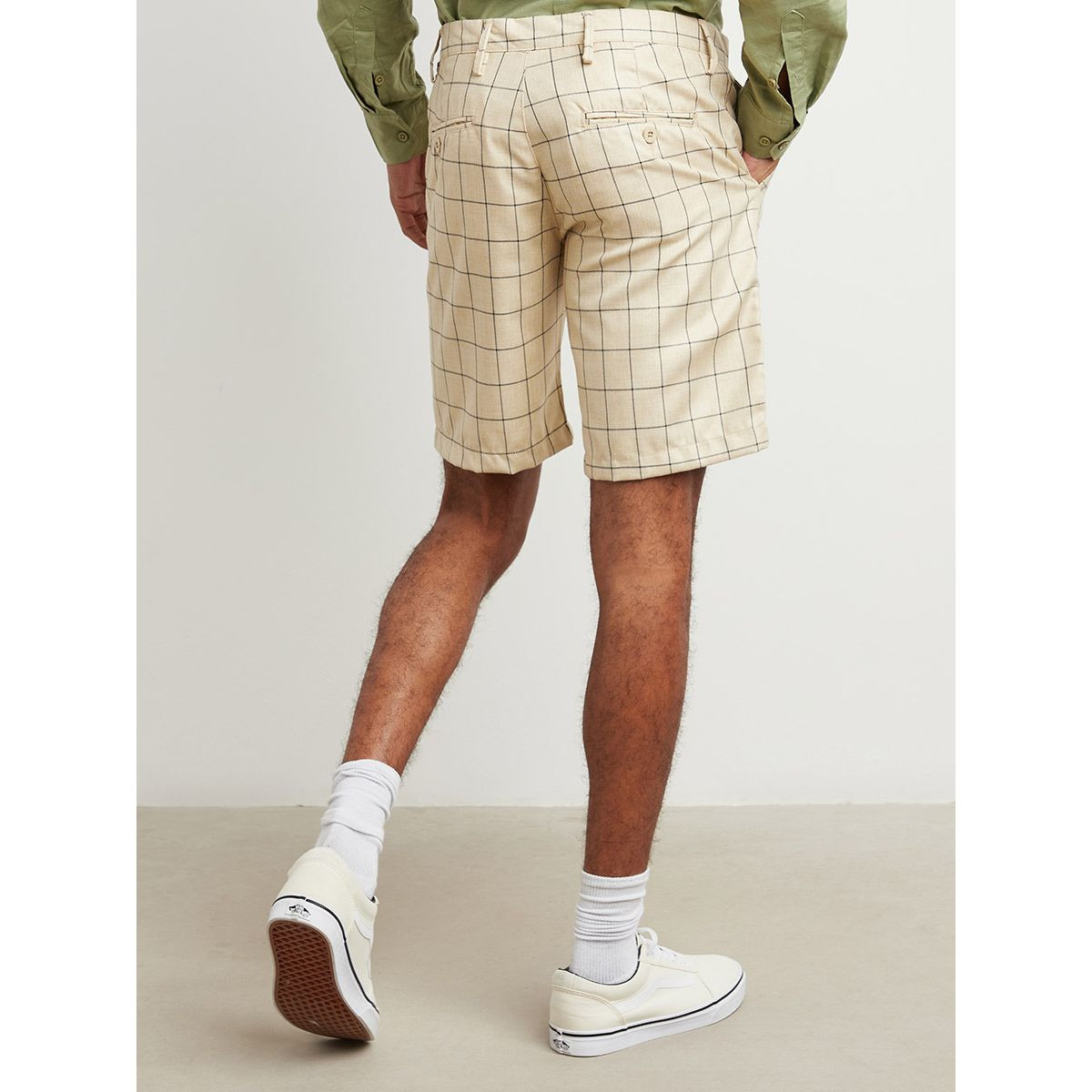 Styli Grid Pattern Pocket Construct Shorts-men-clothing-bottoms-shorts-image-4