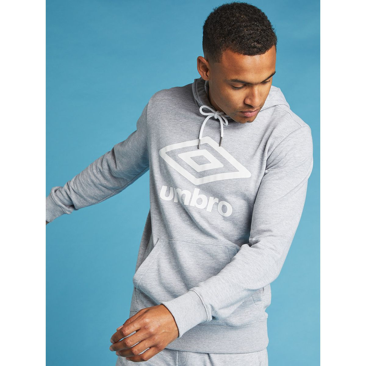 Umbro Logo Printed Cuffed Hoodie with Slip Pocket-men-winterwear-hoodiesandsweatshirts-image-2
