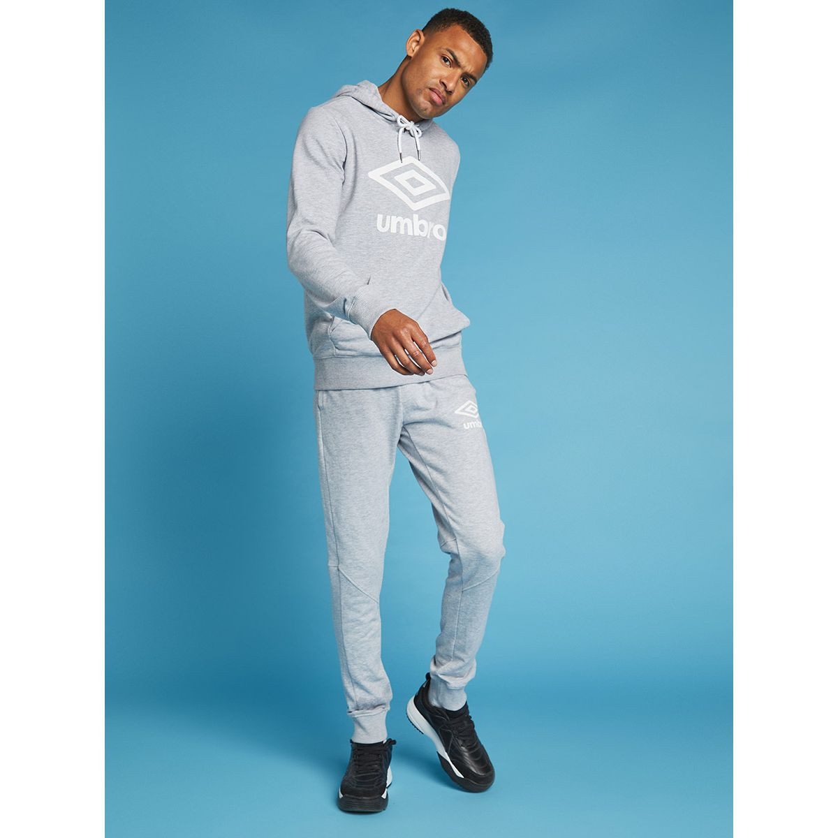 Umbro Logo Printed Cuffed Hoodie with Slip Pocket-men-winterwear-hoodiesandsweatshirts-image-3